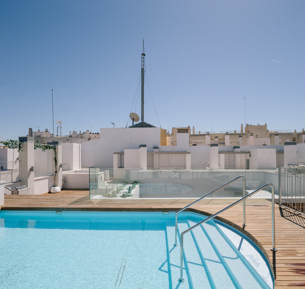 融合历史与当代的塞维利亚多户住宅-28