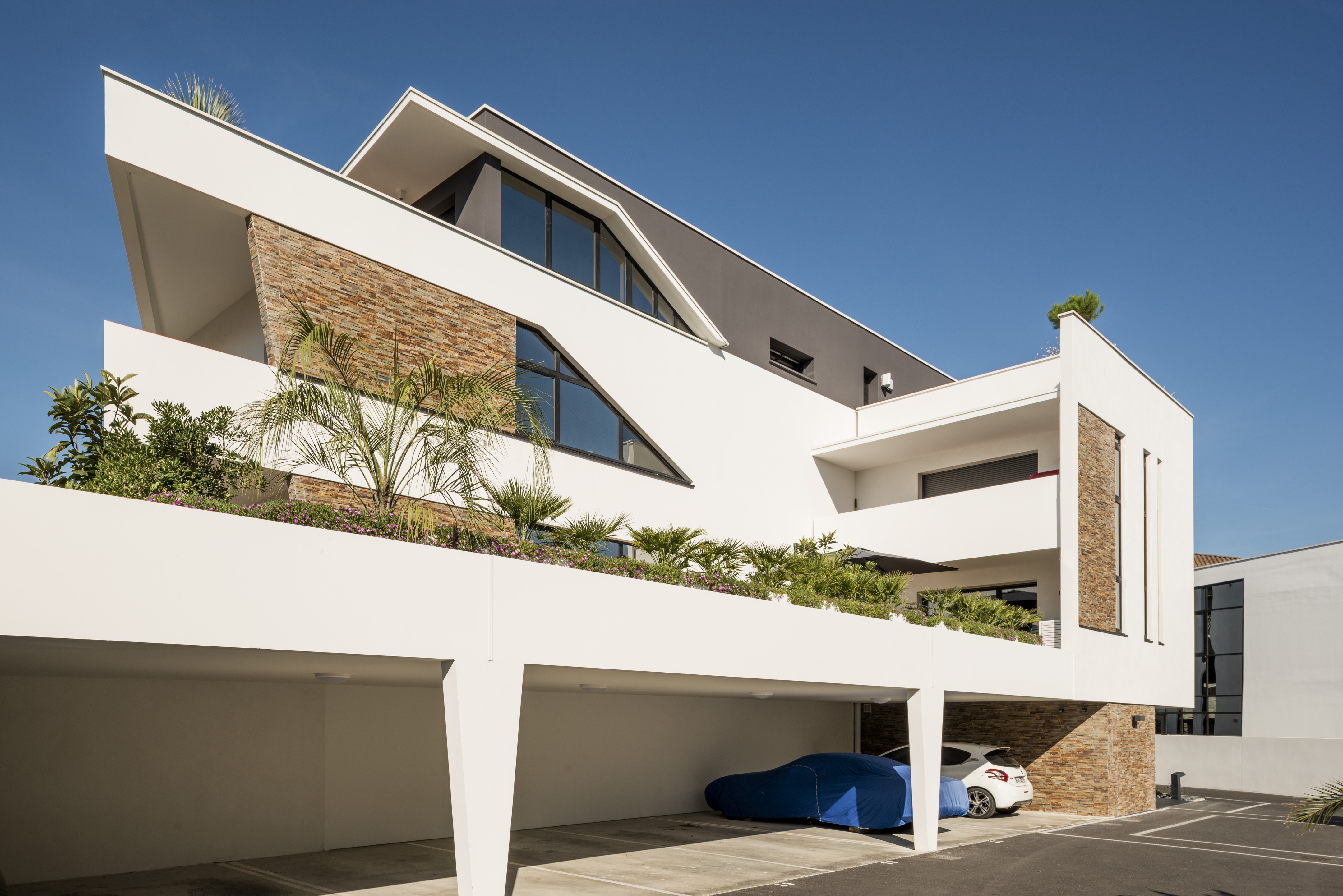 法国安吉特海滨公寓与办公建筑-18