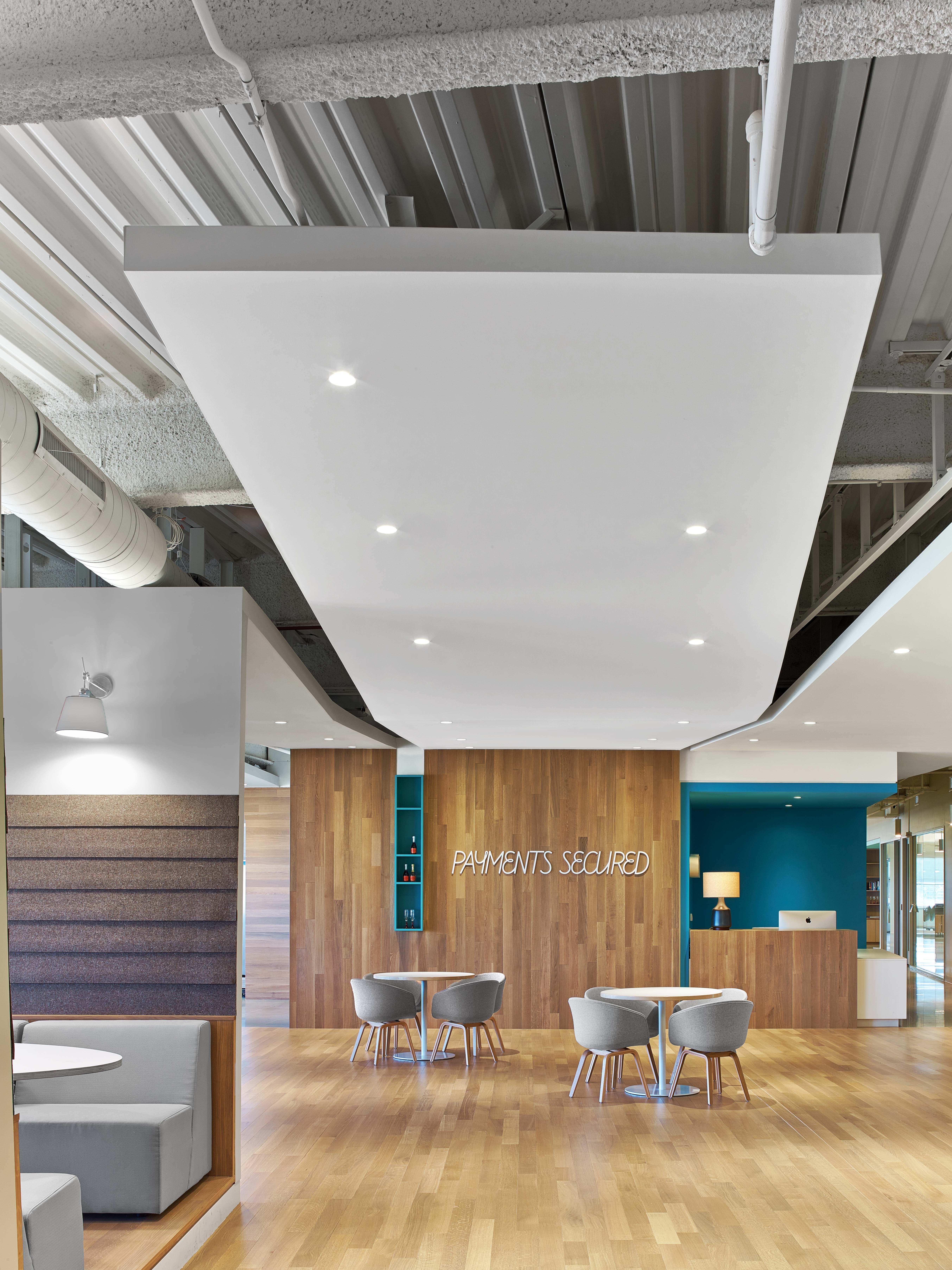 CardConnect 金融公司重塑办公空间,促进协作与沟通-3