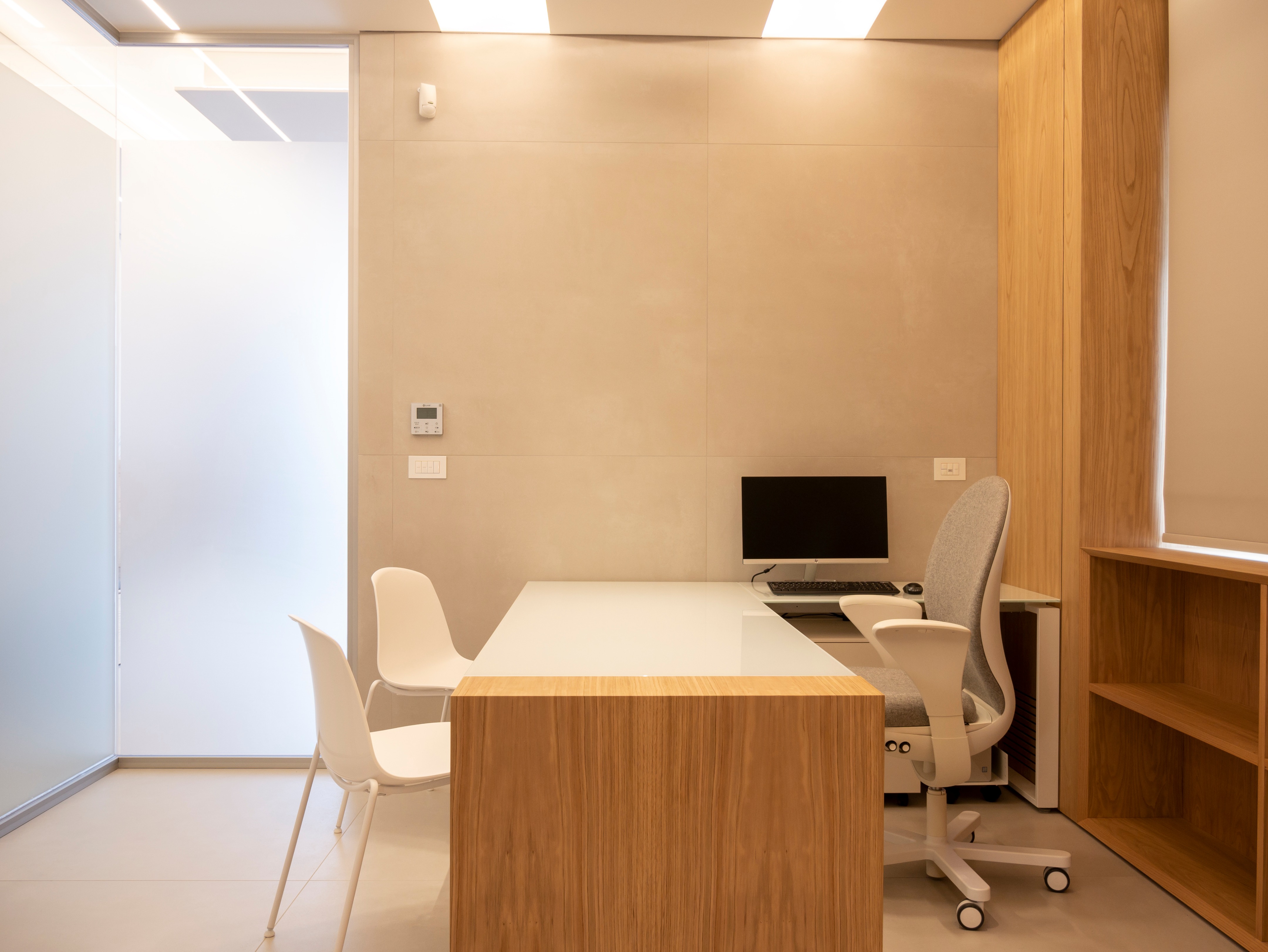 梦幻医馆 · Enna 市郊的医疗建筑新地标-5