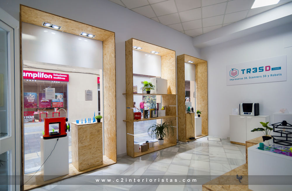 2017 年完成的 TR3SD 3D 打印机商店室内设计-11