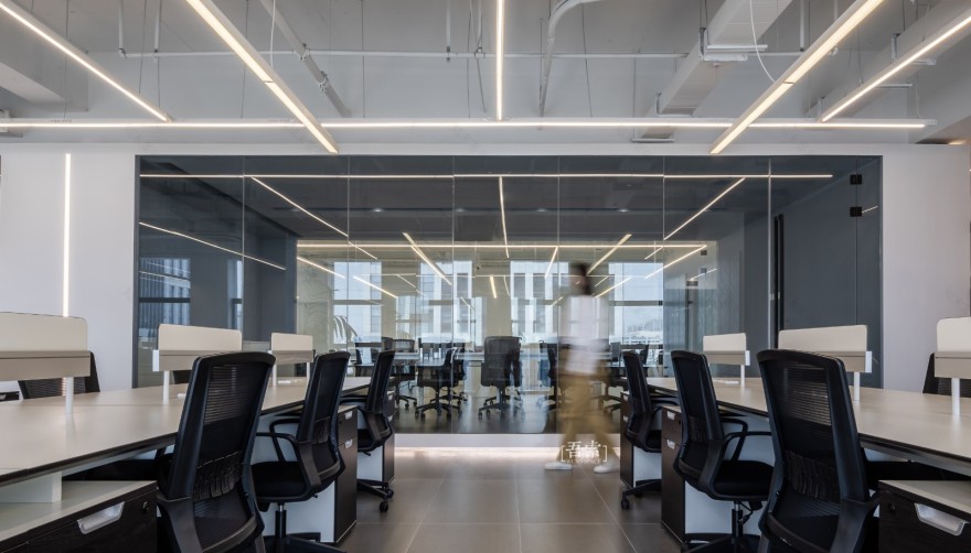 云密城 IT 科技公司,极简空间与人文互动的完美结合丨中国南京-8