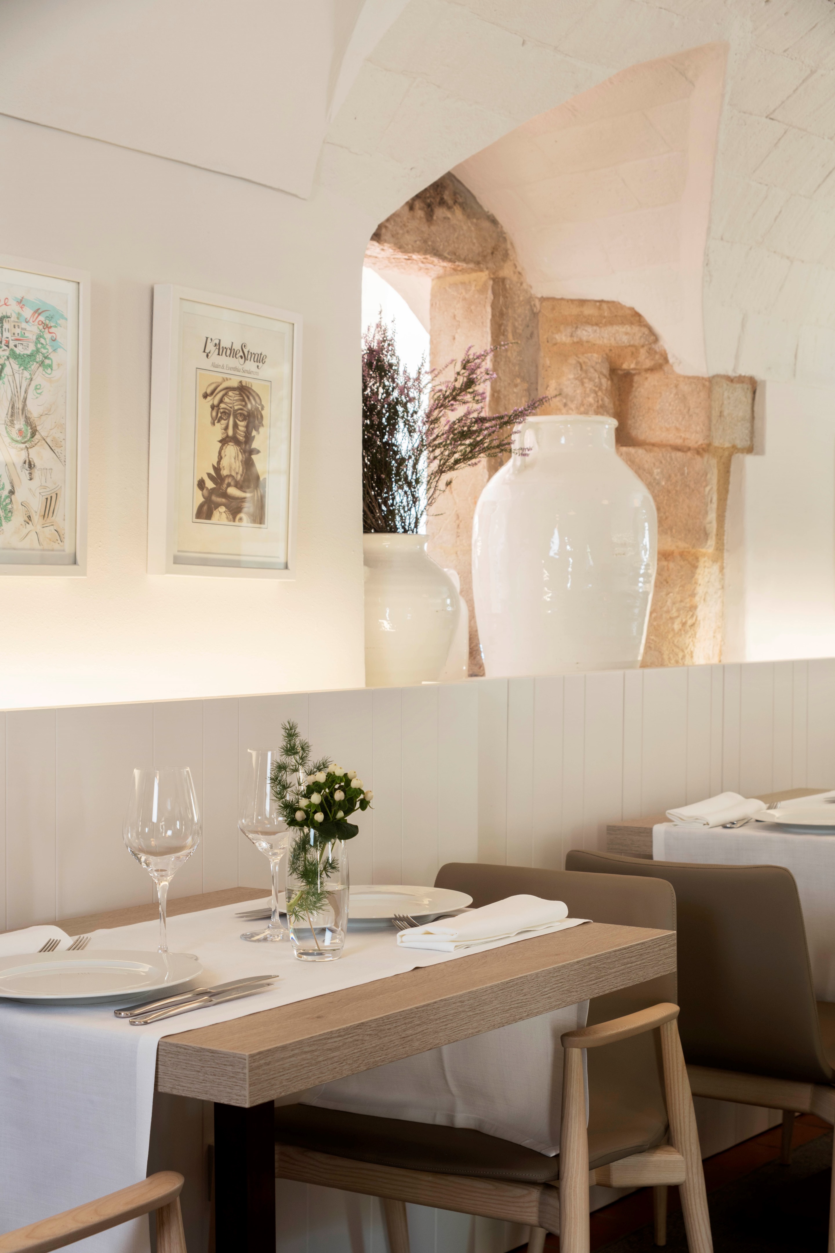 Mas Falgarona 乡村酒店餐厅设计-4