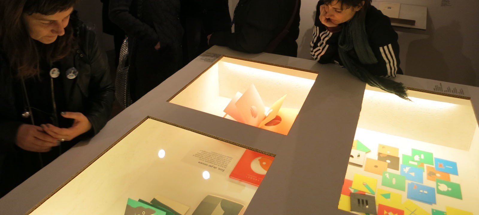 纸的奇幻世界—— Katsumi Komagata 书籍设计展-4