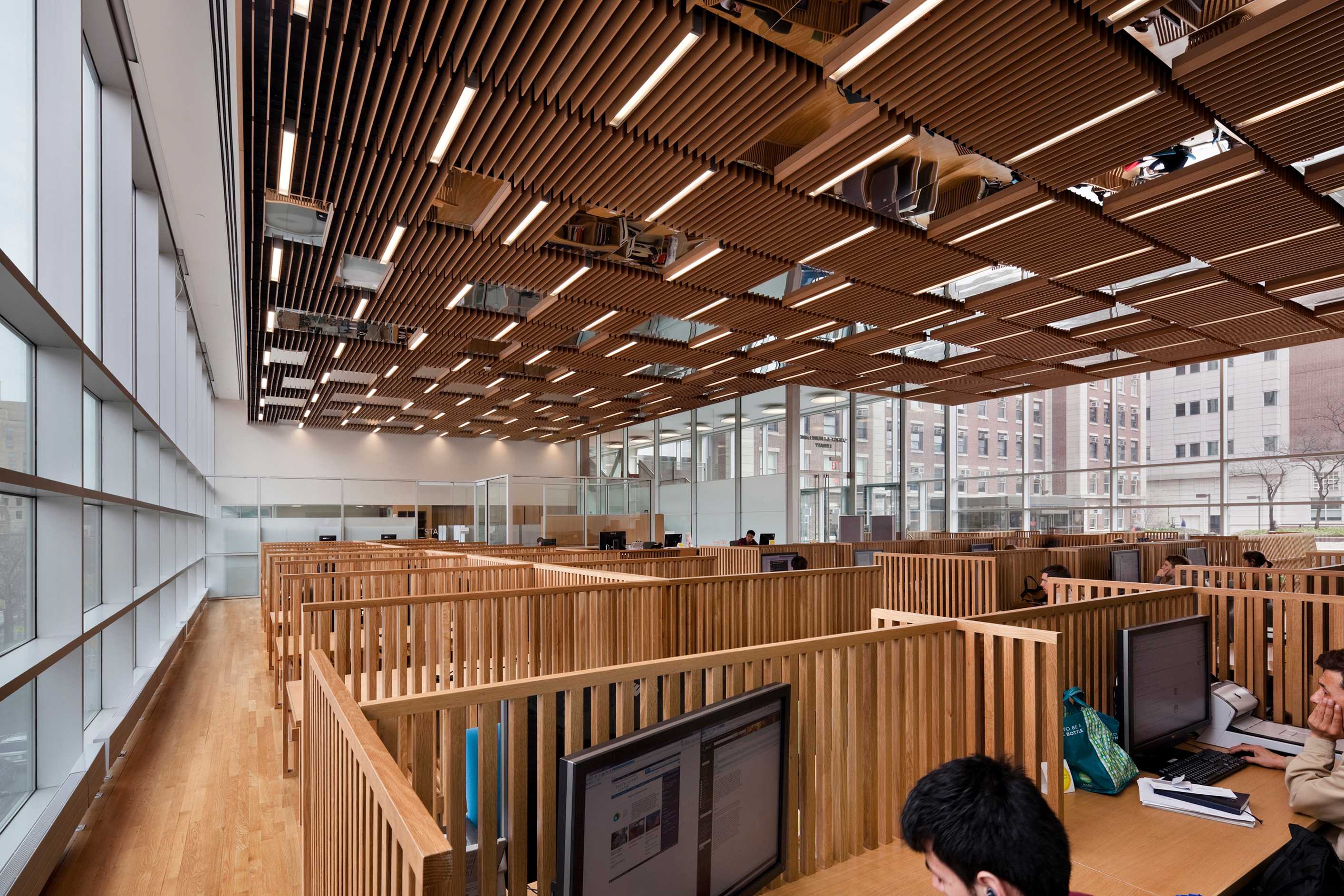 哥伦比亚大学西北角大厦-8