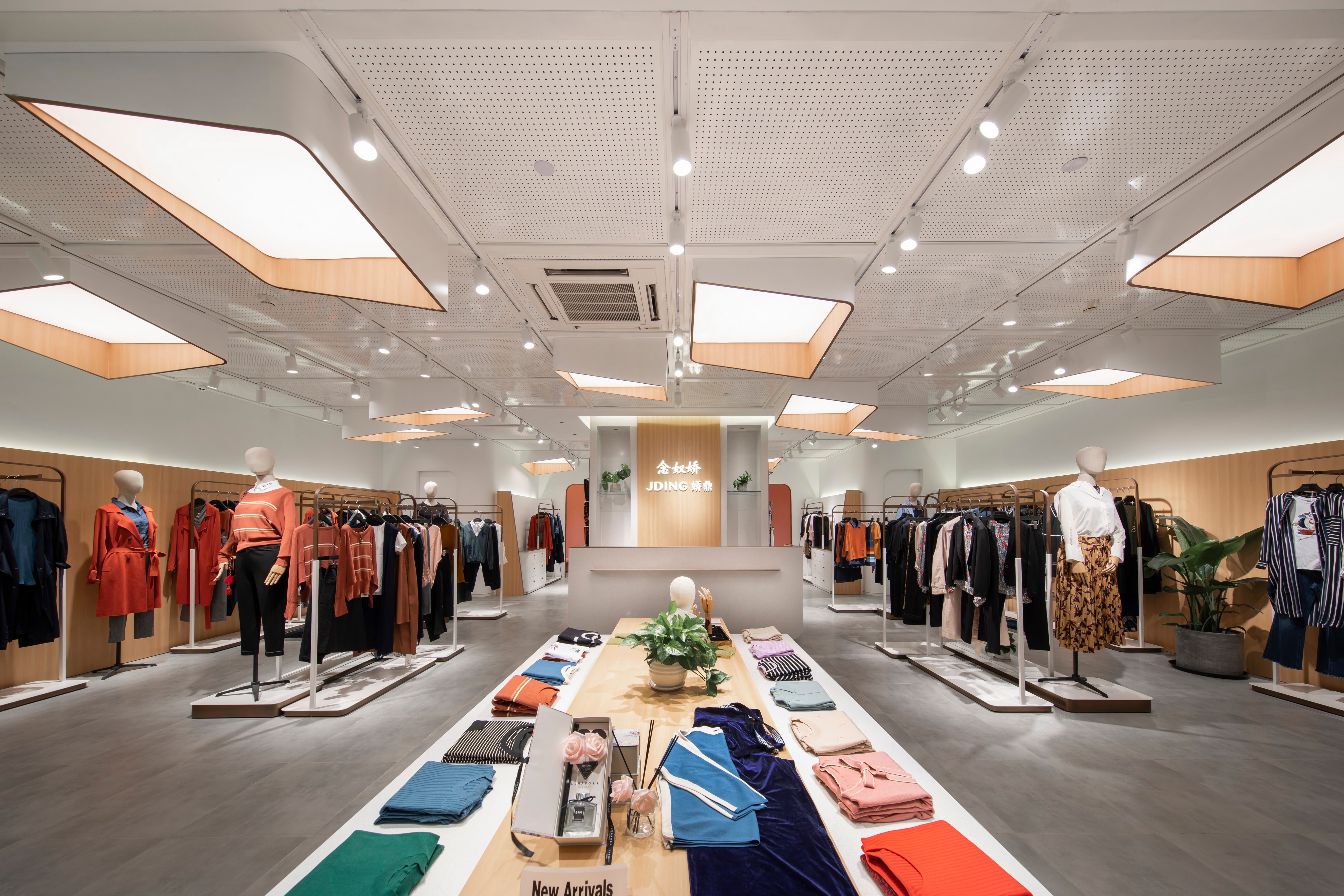 "年妞家"与"甲鼎"女性品牌旗舰概念店-22