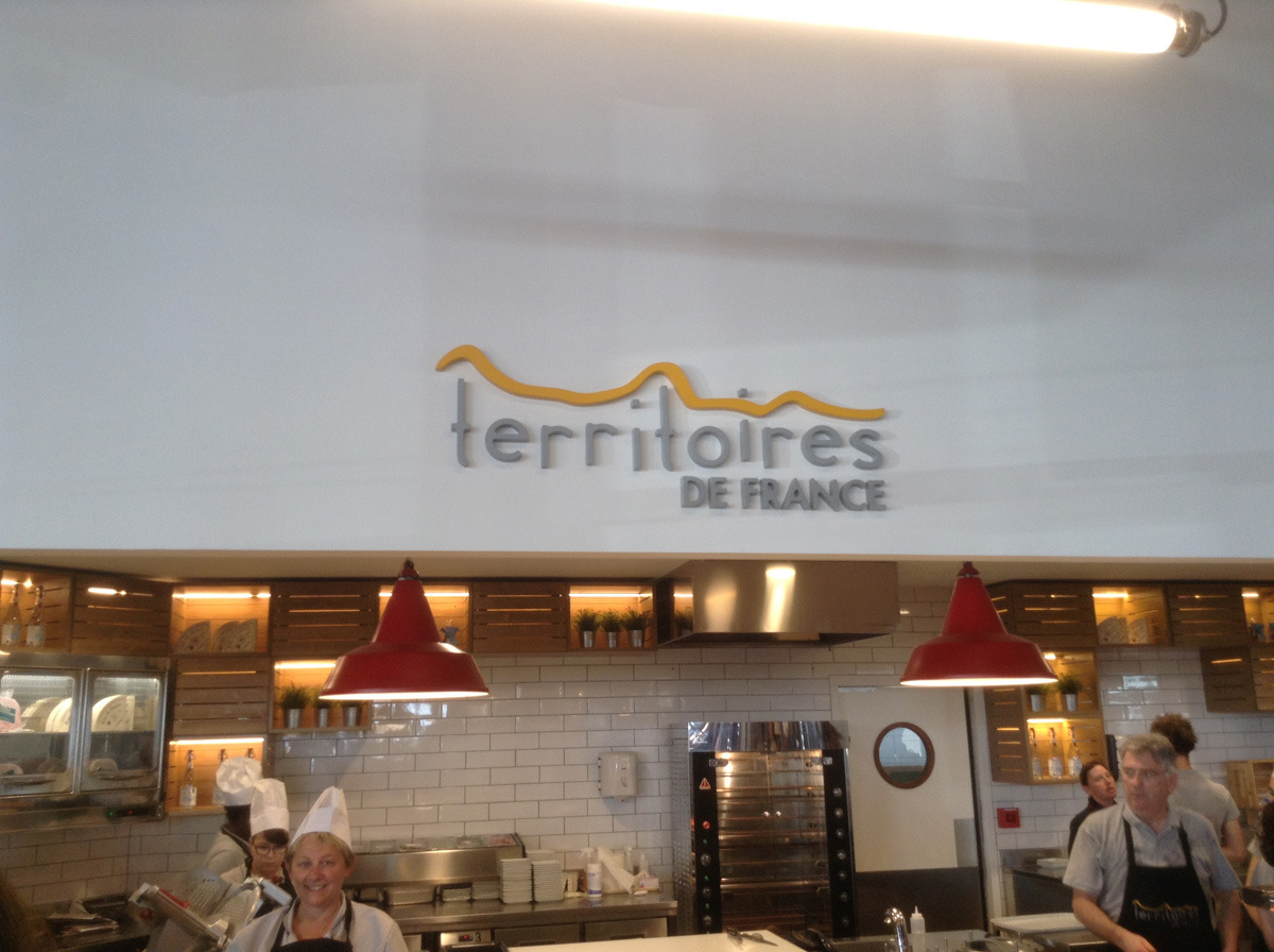 2017 年完成的 Autog Grill 餐厅设计-36