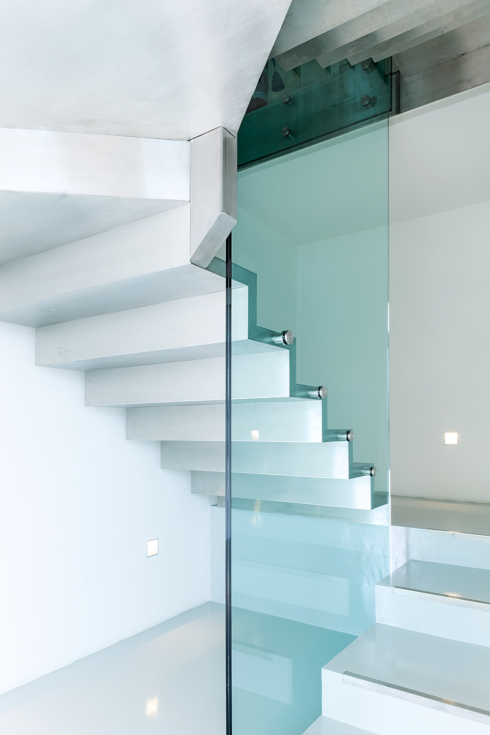 2011 年完成重塑办公楼外立面设计案例-9