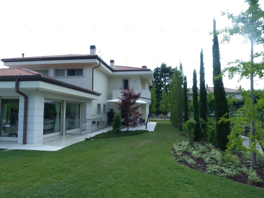 意式乡村别墅的现代焕新 | 舒适与环保的完美结合-14