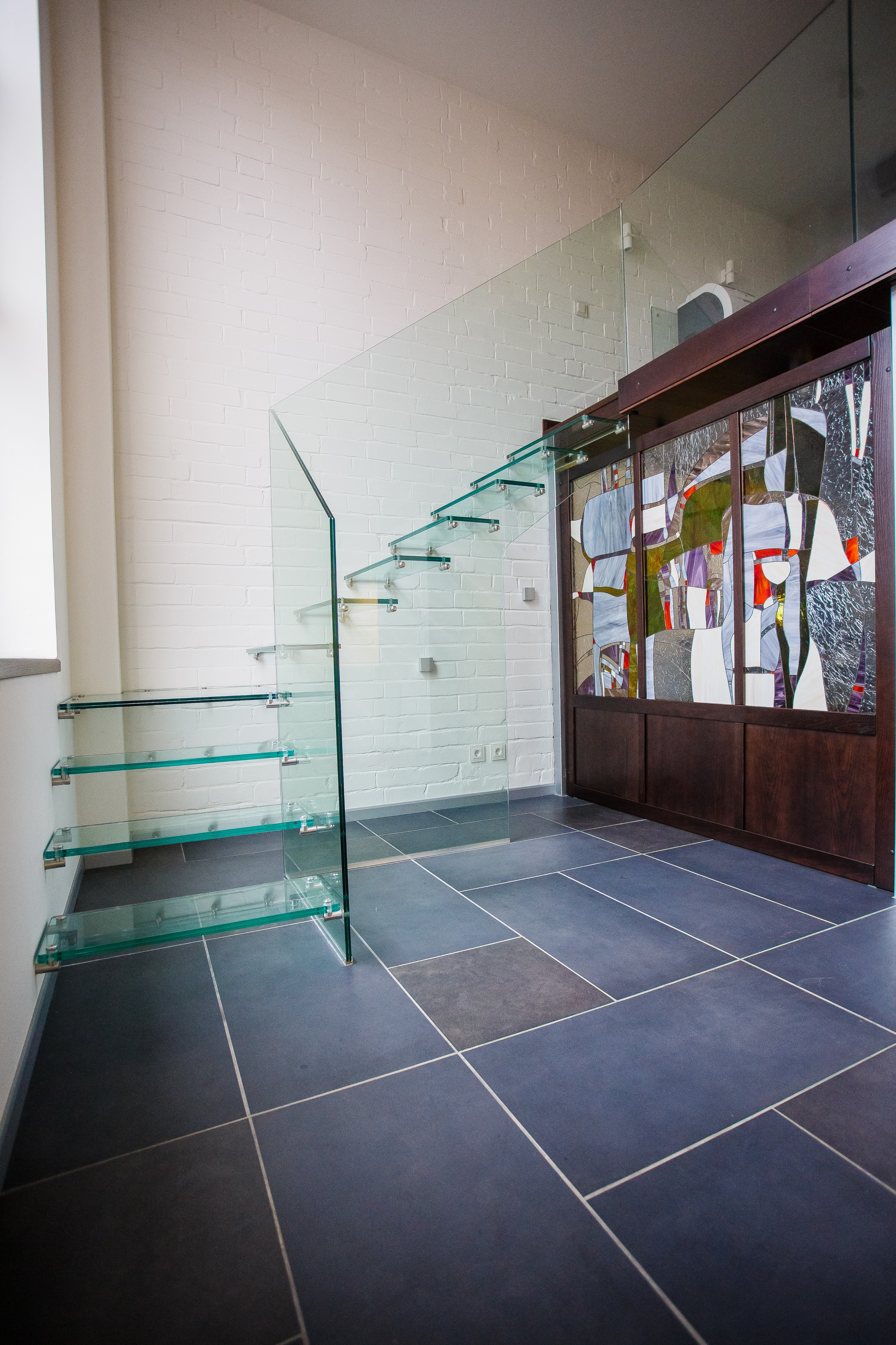 2016 年玻璃楼梯办公室设计-4