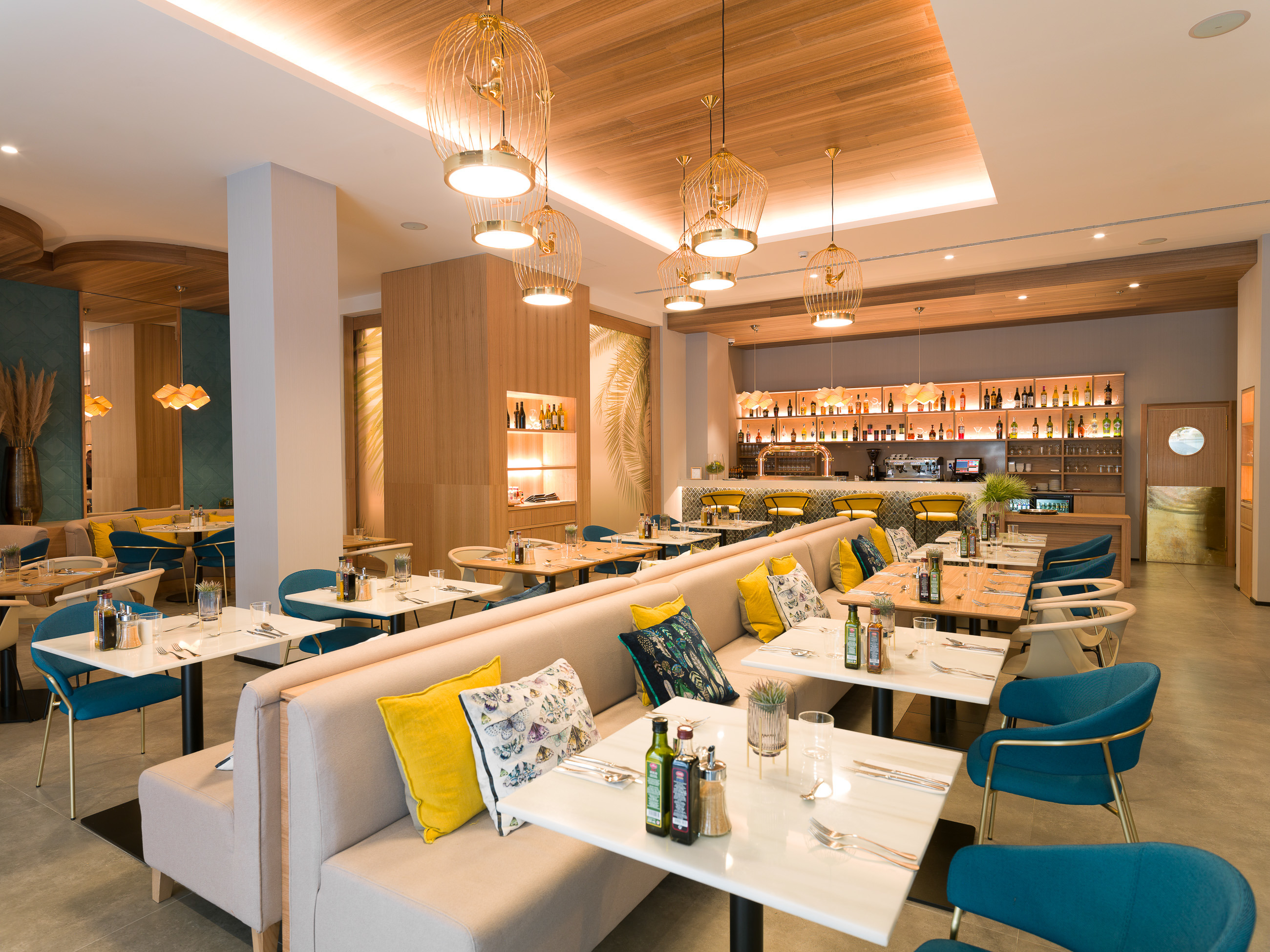 地中海风情融入四星级酒店设计-5