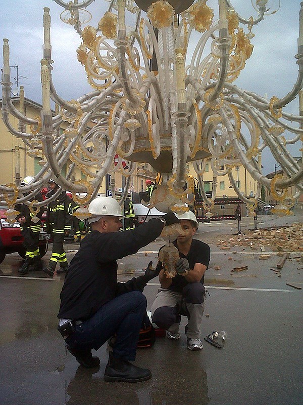 意大利圣阿戈斯蒂诺市政厅华美吊灯重焕新生-11