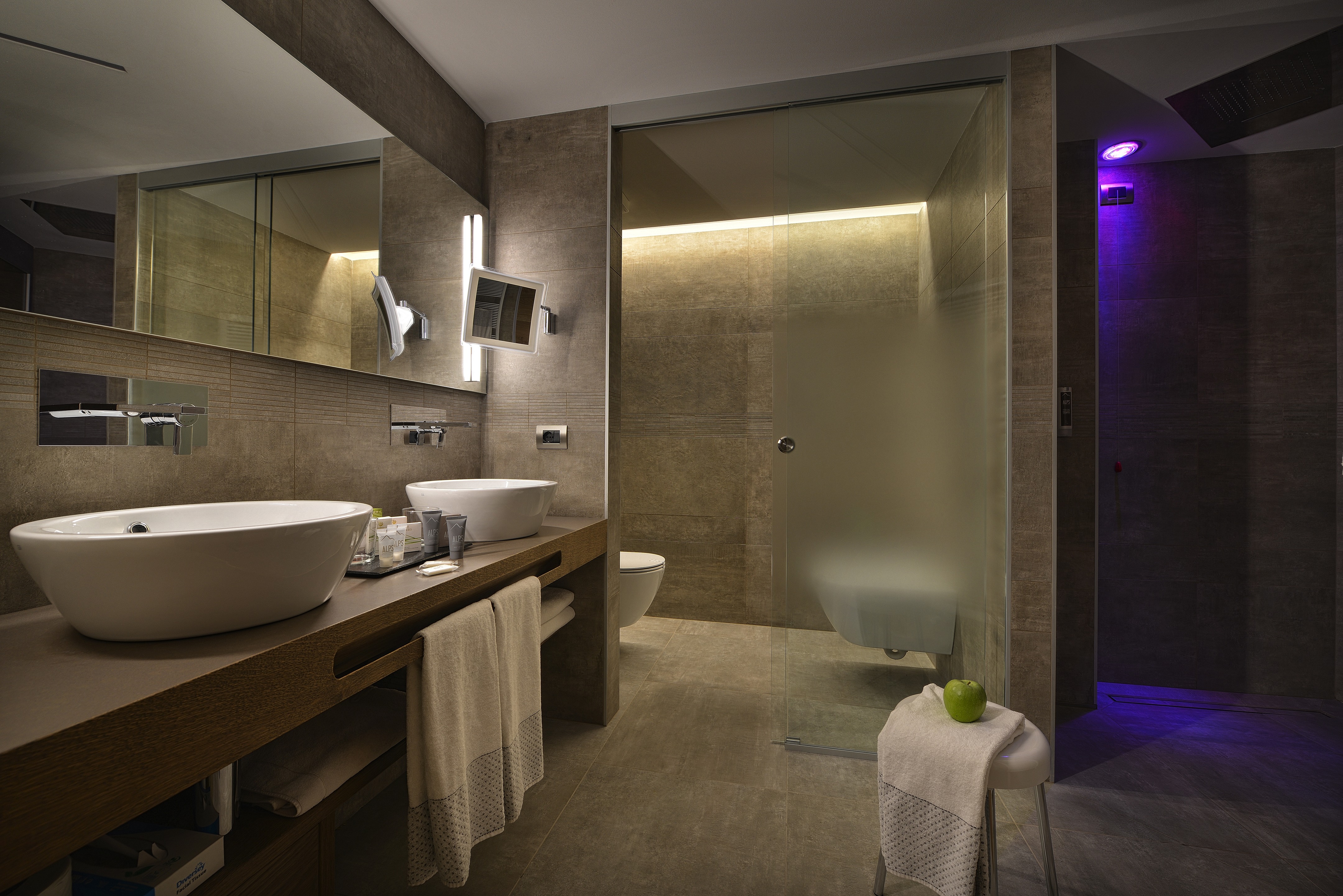 意大利 Livigno 酒店“Baita Montana”自然元素主题设计-41