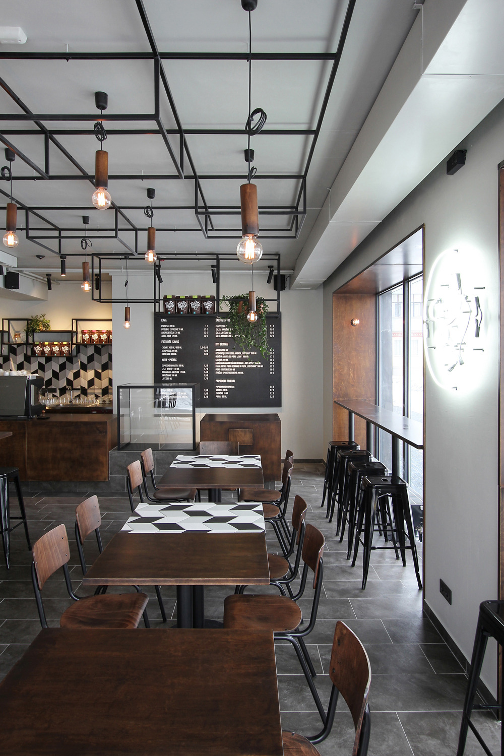 卡瓦列里乌斯-5