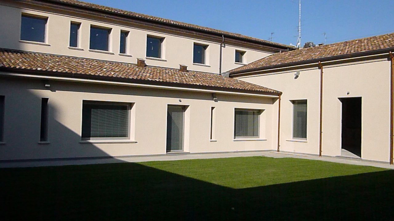 2013 年完成的意大利私人银行室内设计-18