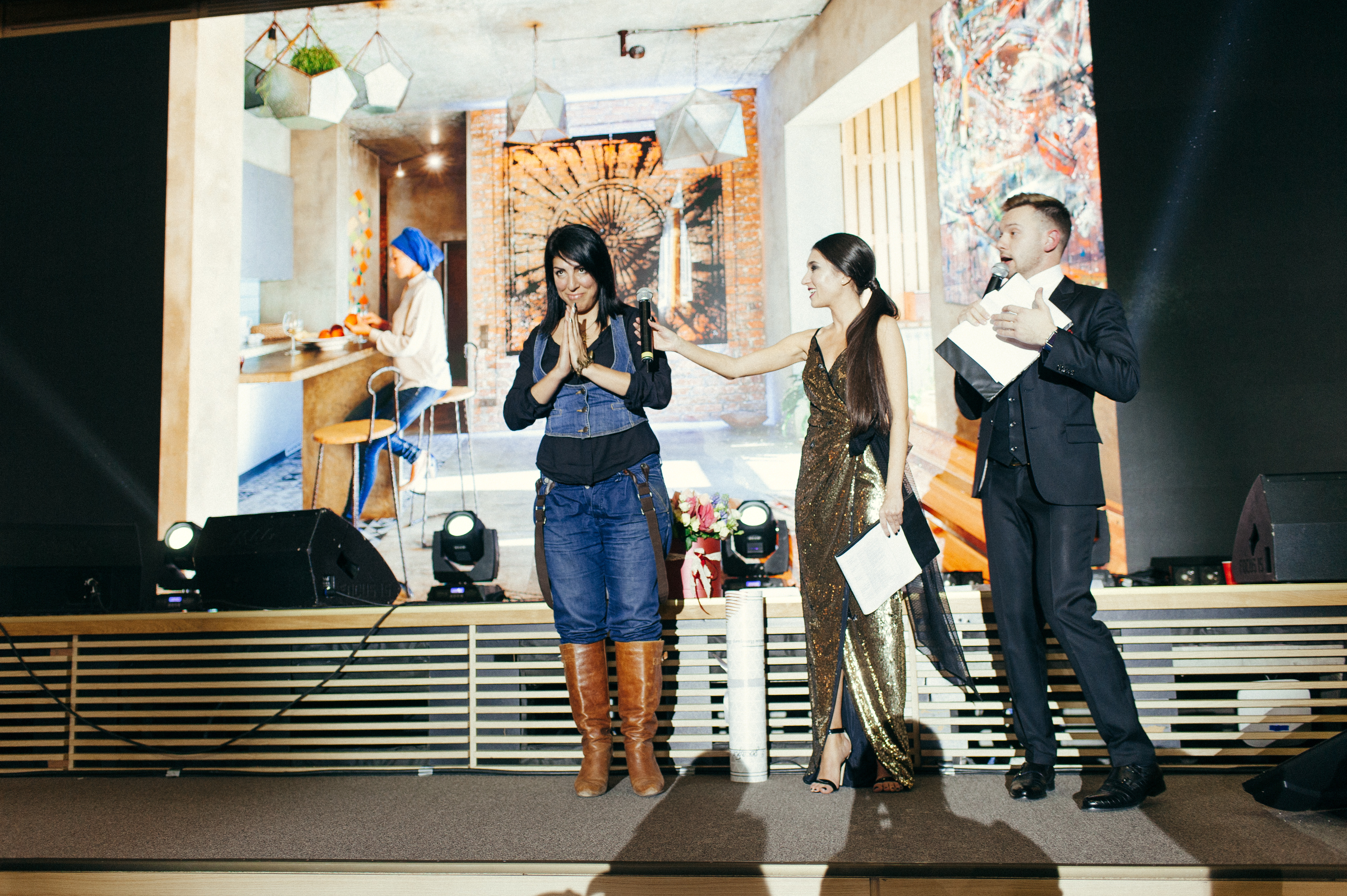 乌克兰"太阳之屋" | 融合波斯文化与现代设计的住宅空间-6