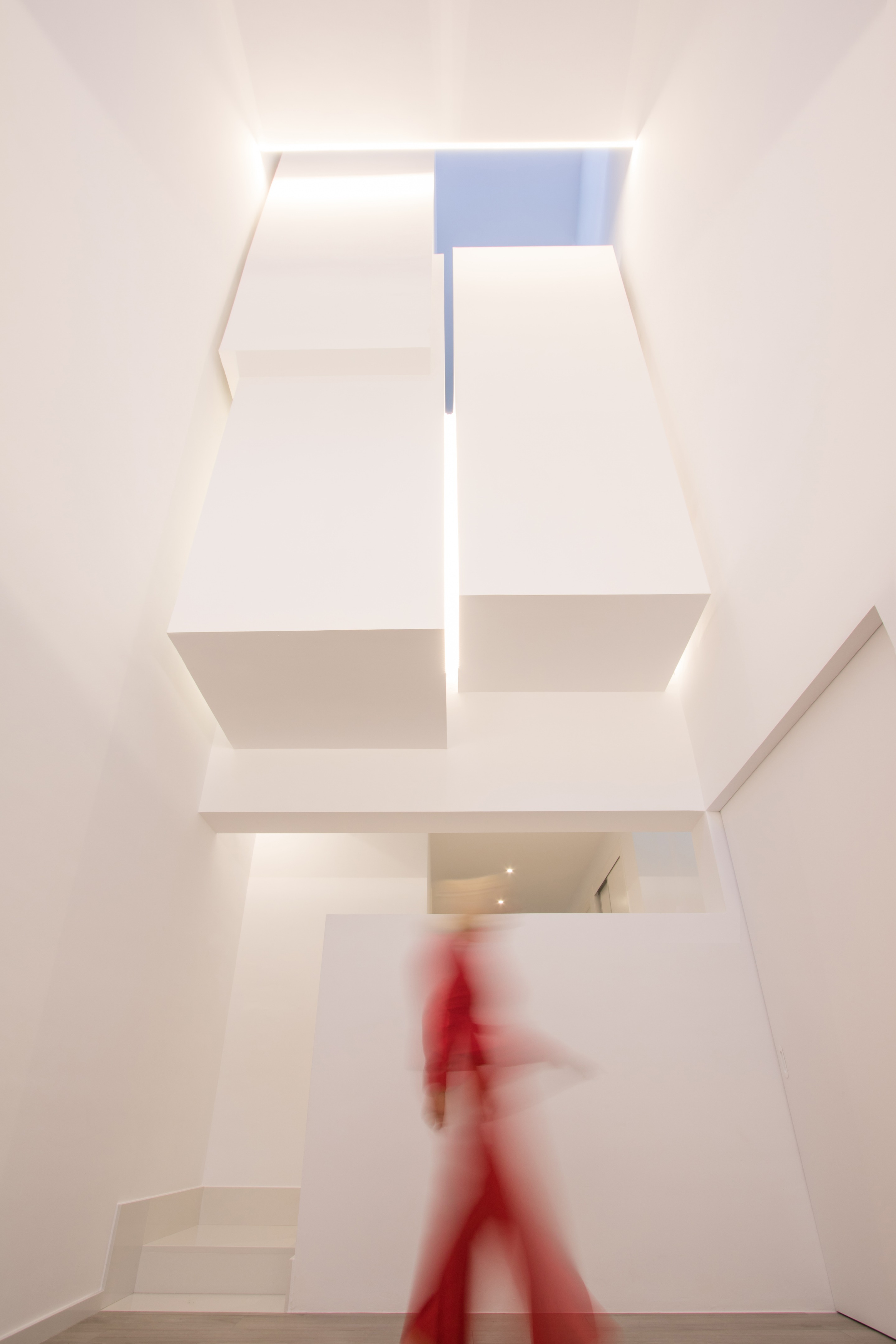 依地势而生的乌布里克单户住宅-14