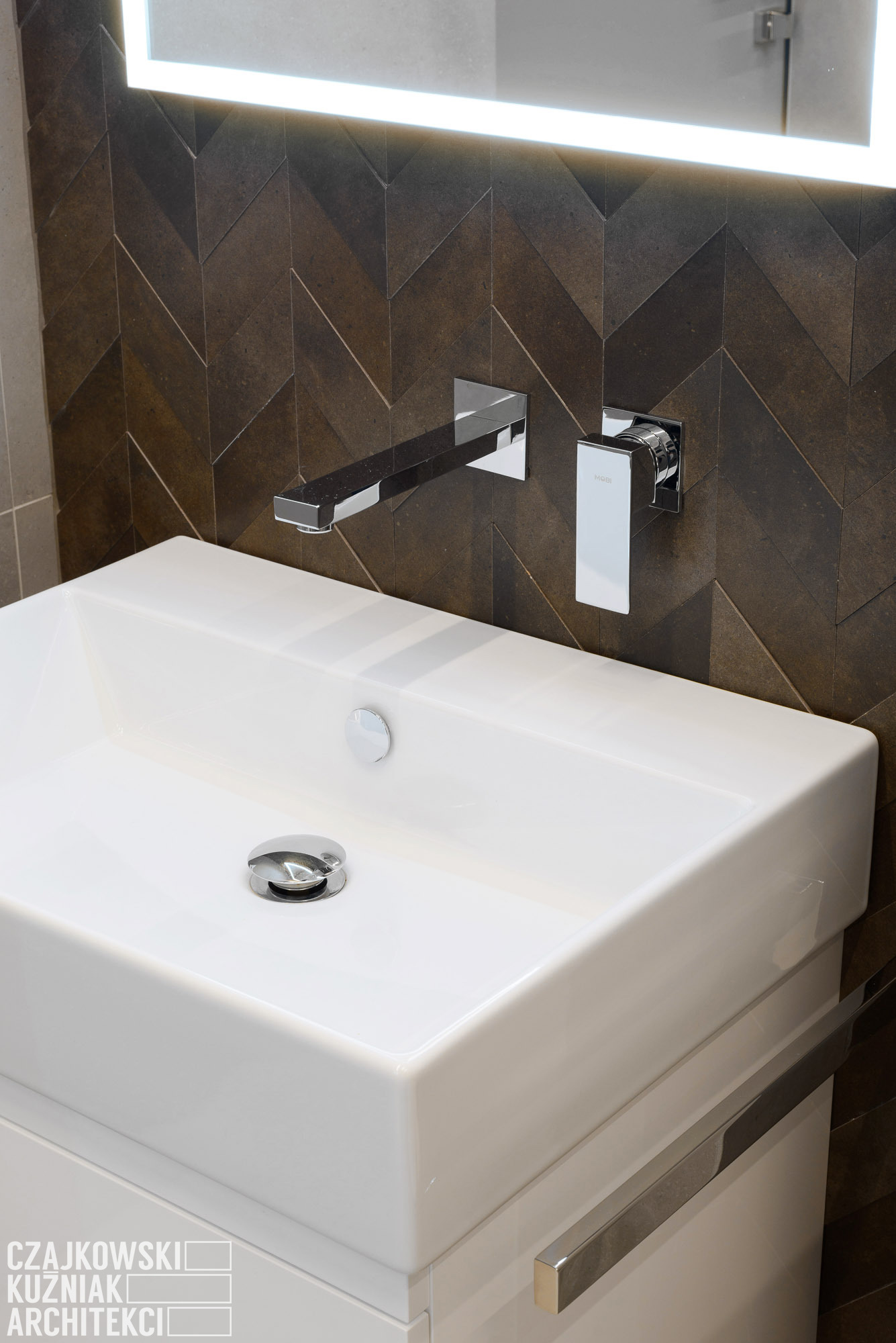 卡托维兹私人住宅的精致室内设计-37