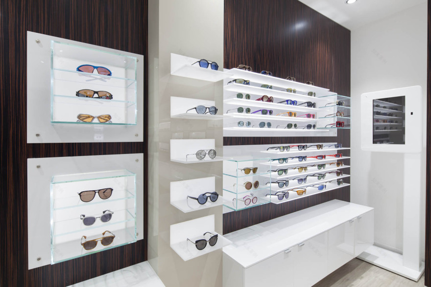 光学商店改造中的摄影艺术-15