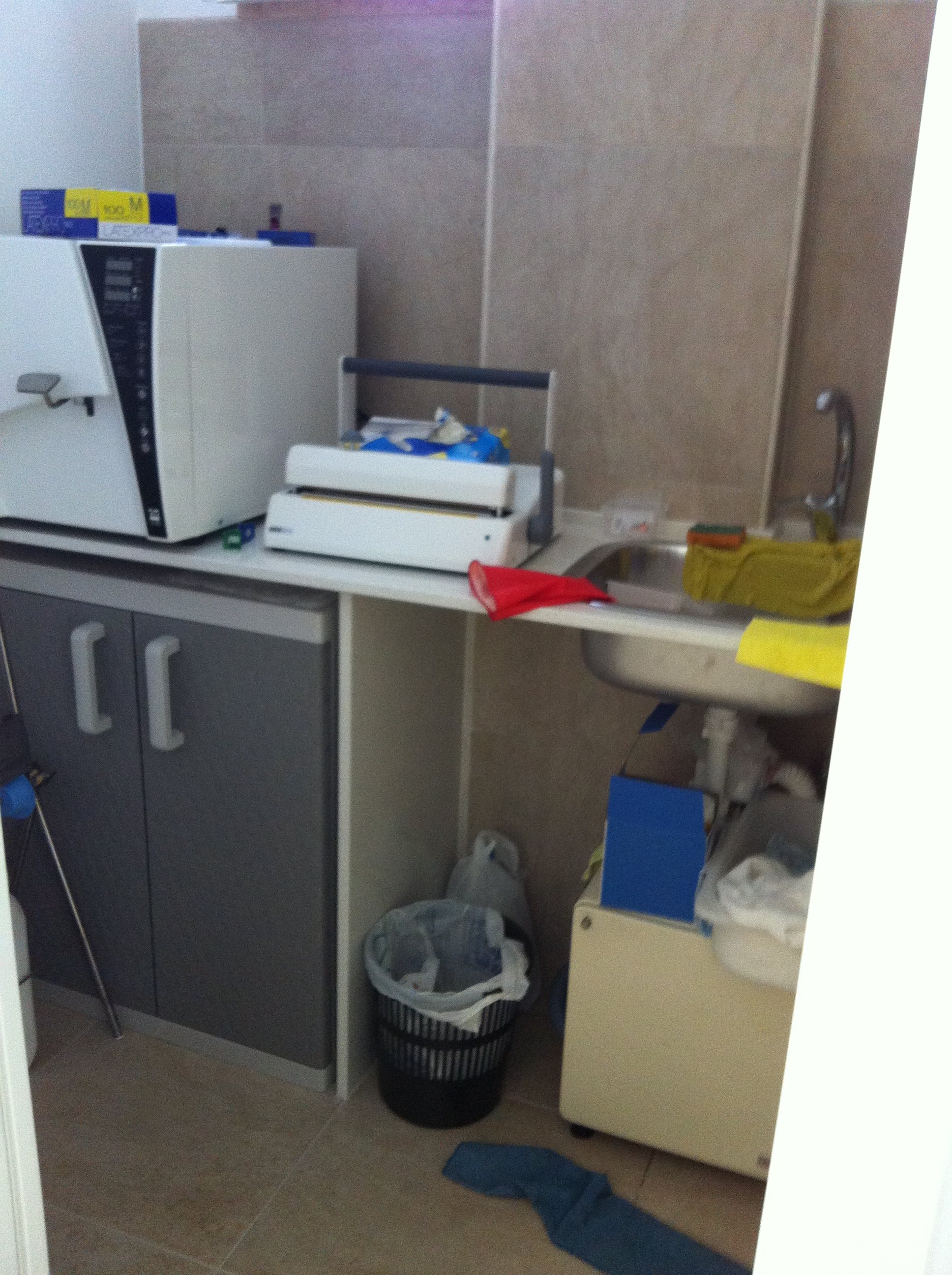 意大利 Impedovo 牙科诊所 | 简约现代的诊疗空间-12