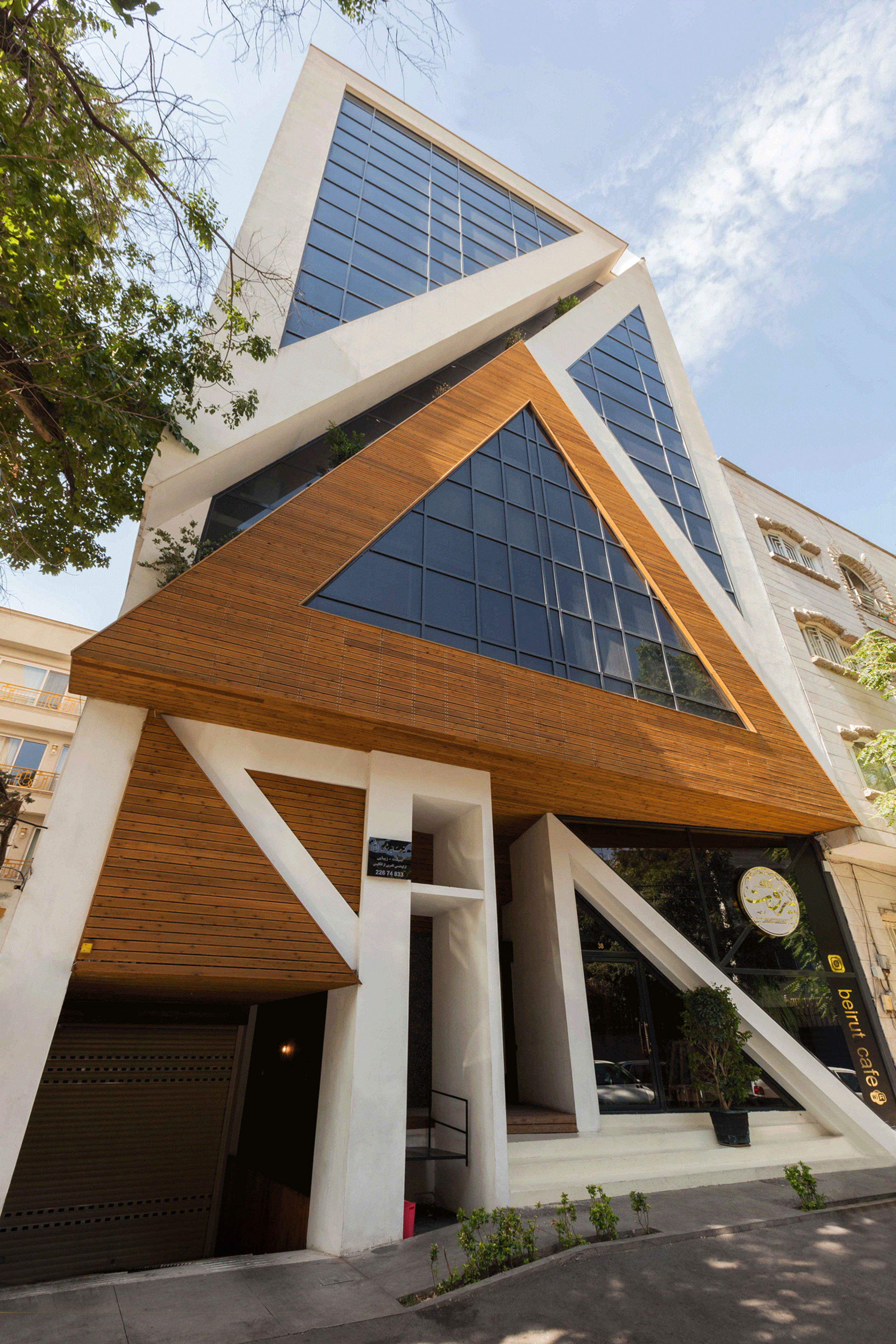 绿意盎然的设计之作——Vaezi Office-7