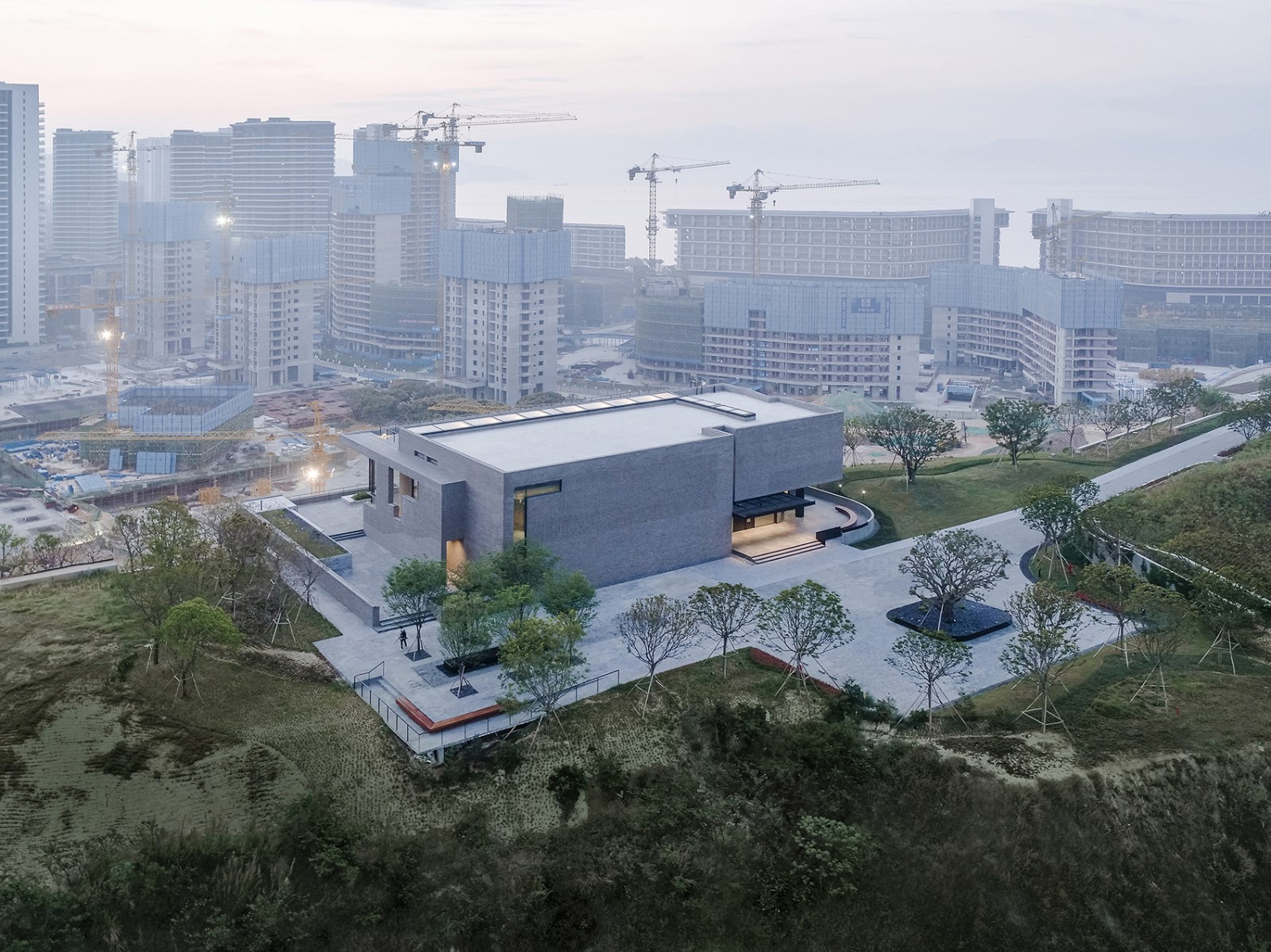 华润集团档案馆·山体中的档案宝库-6