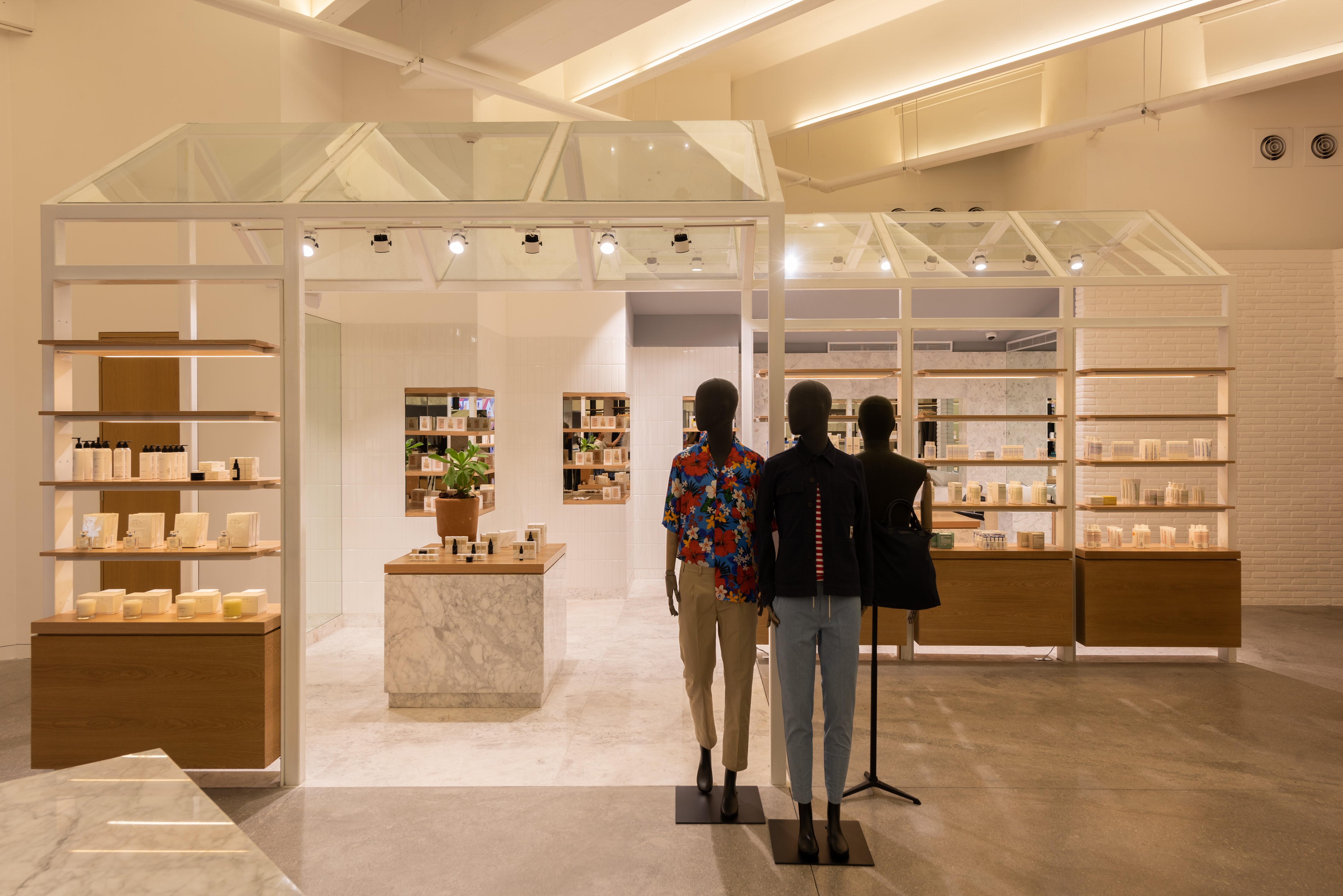 森林之韵 | 墨西哥 Silver Deer 旗舰店室内设计-3