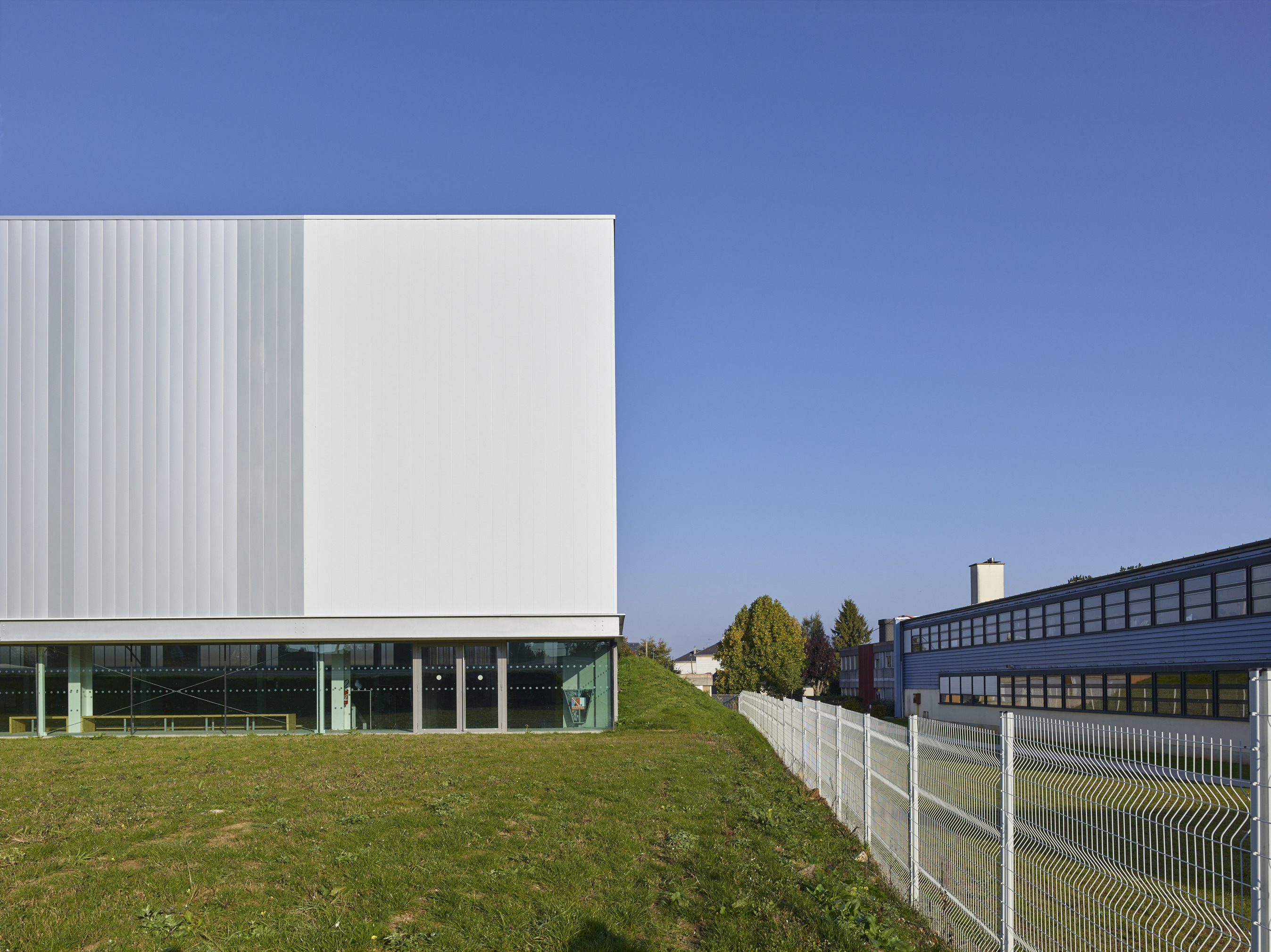 运动之殿 · 诺布尔地区共同体多功能体育中心-11