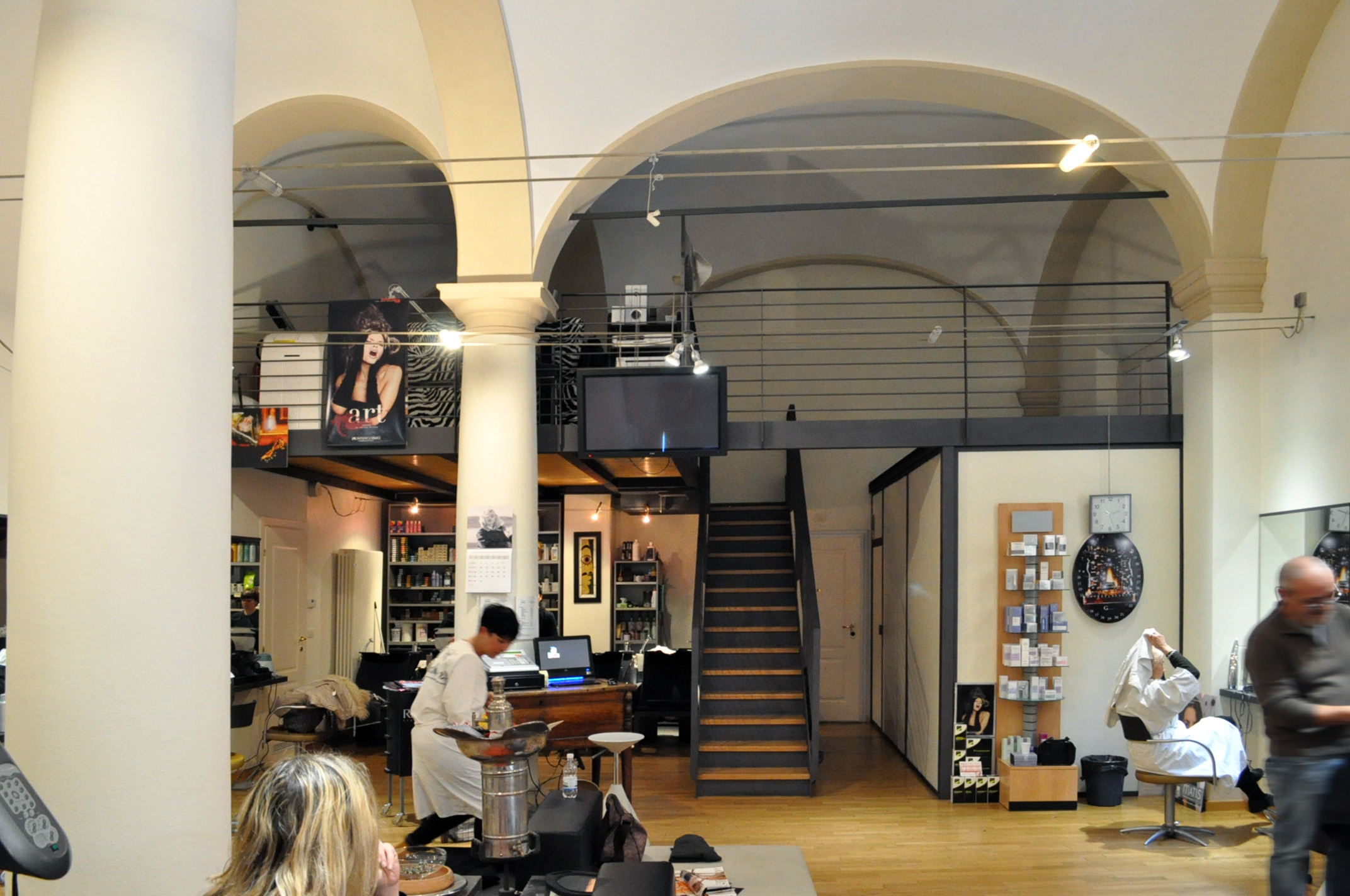 博洛尼亚历史建筑翻新 · 结构加固与功能拓展-24