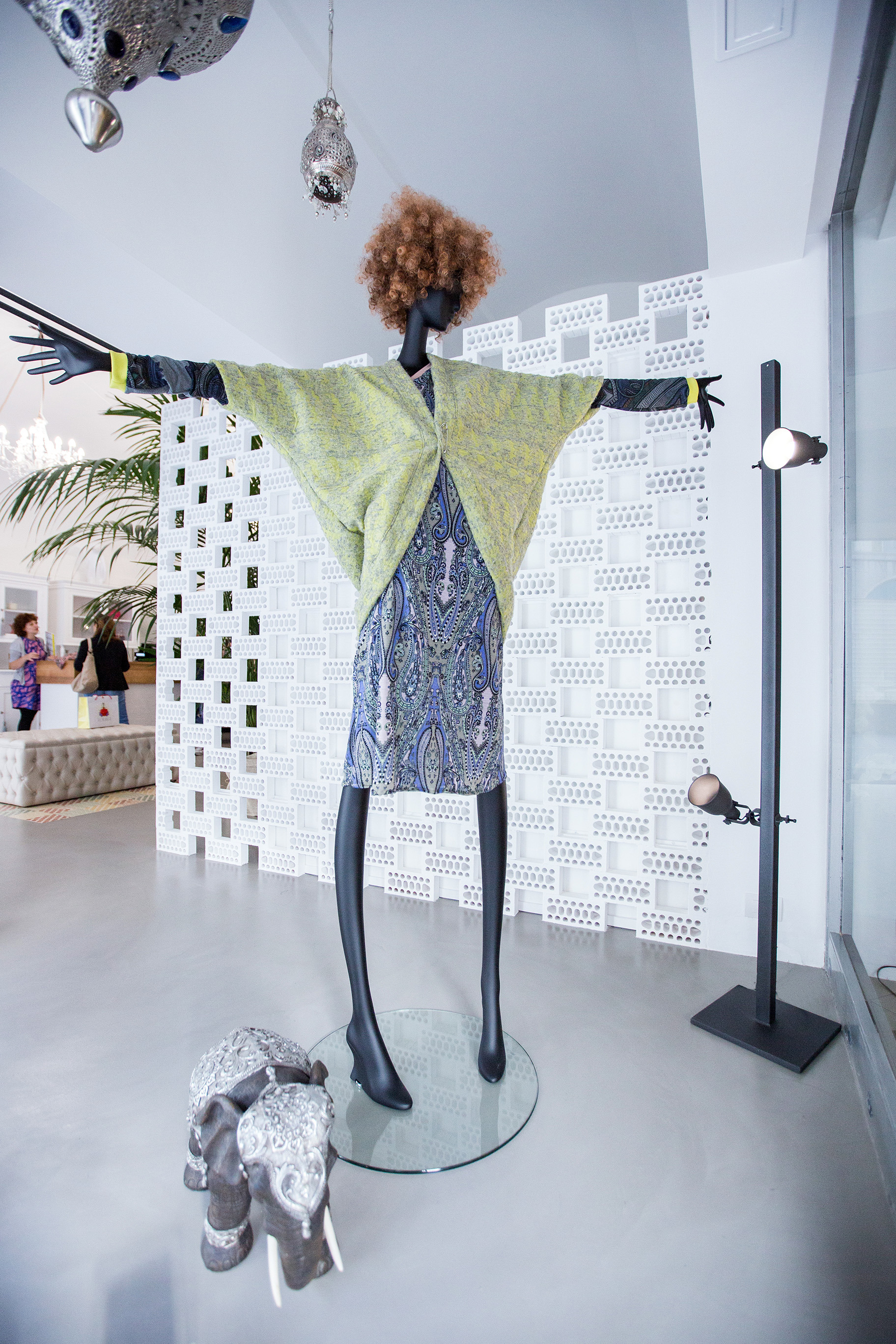 灵活创意的意大利零售空间设计-2