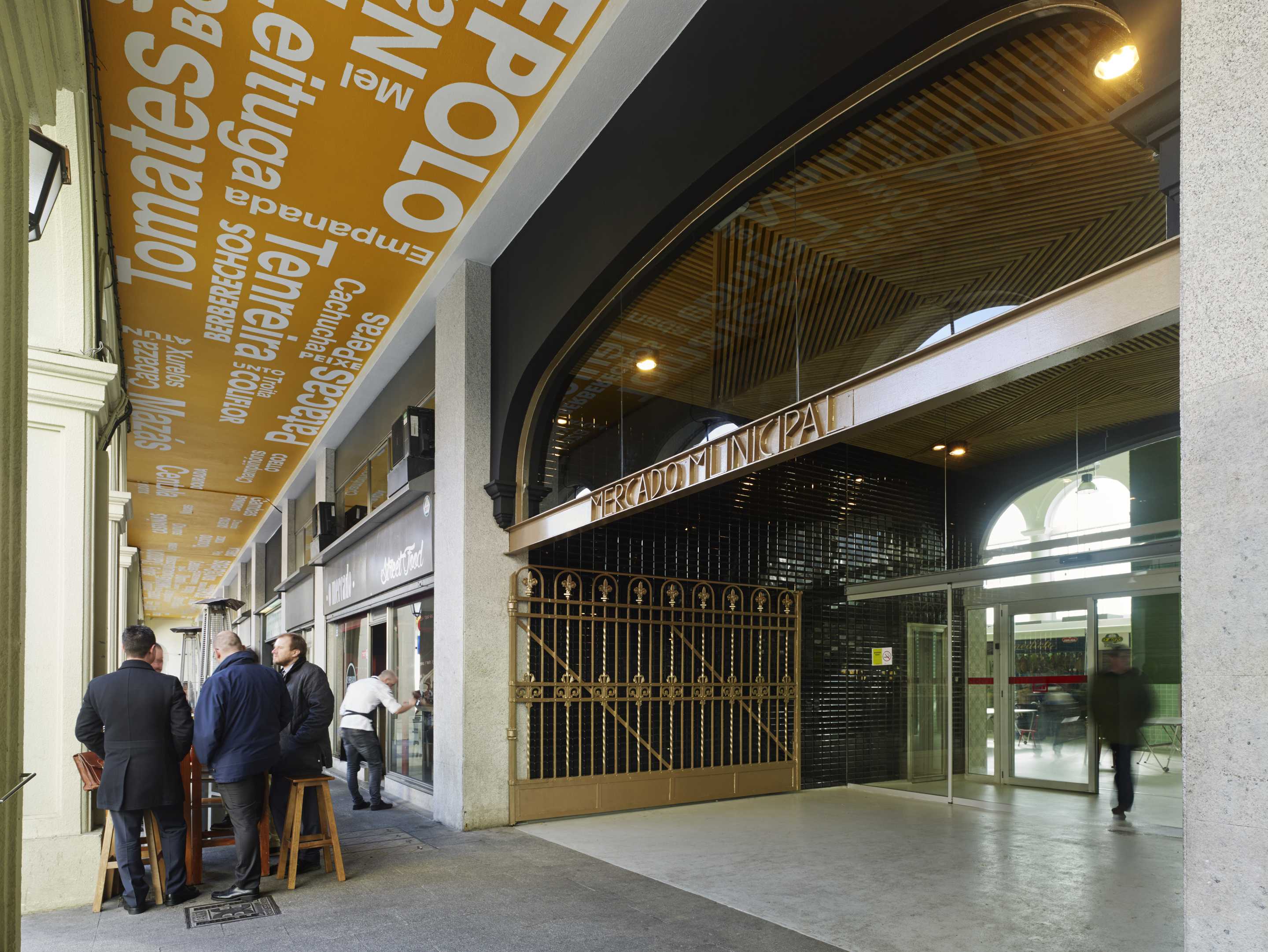 重塑空间,打造活力市场·Quiroga Ballesteros 市场室内装修设计-20