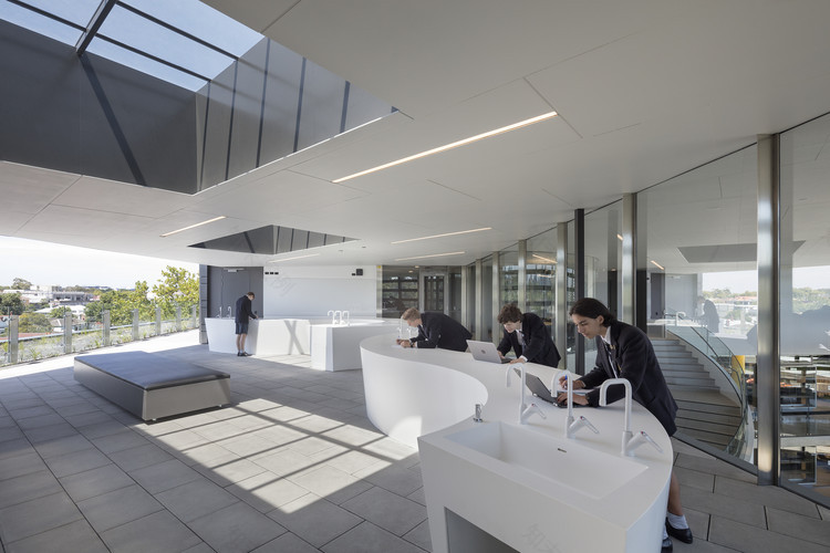 墨尔本语法学校科技中心-43