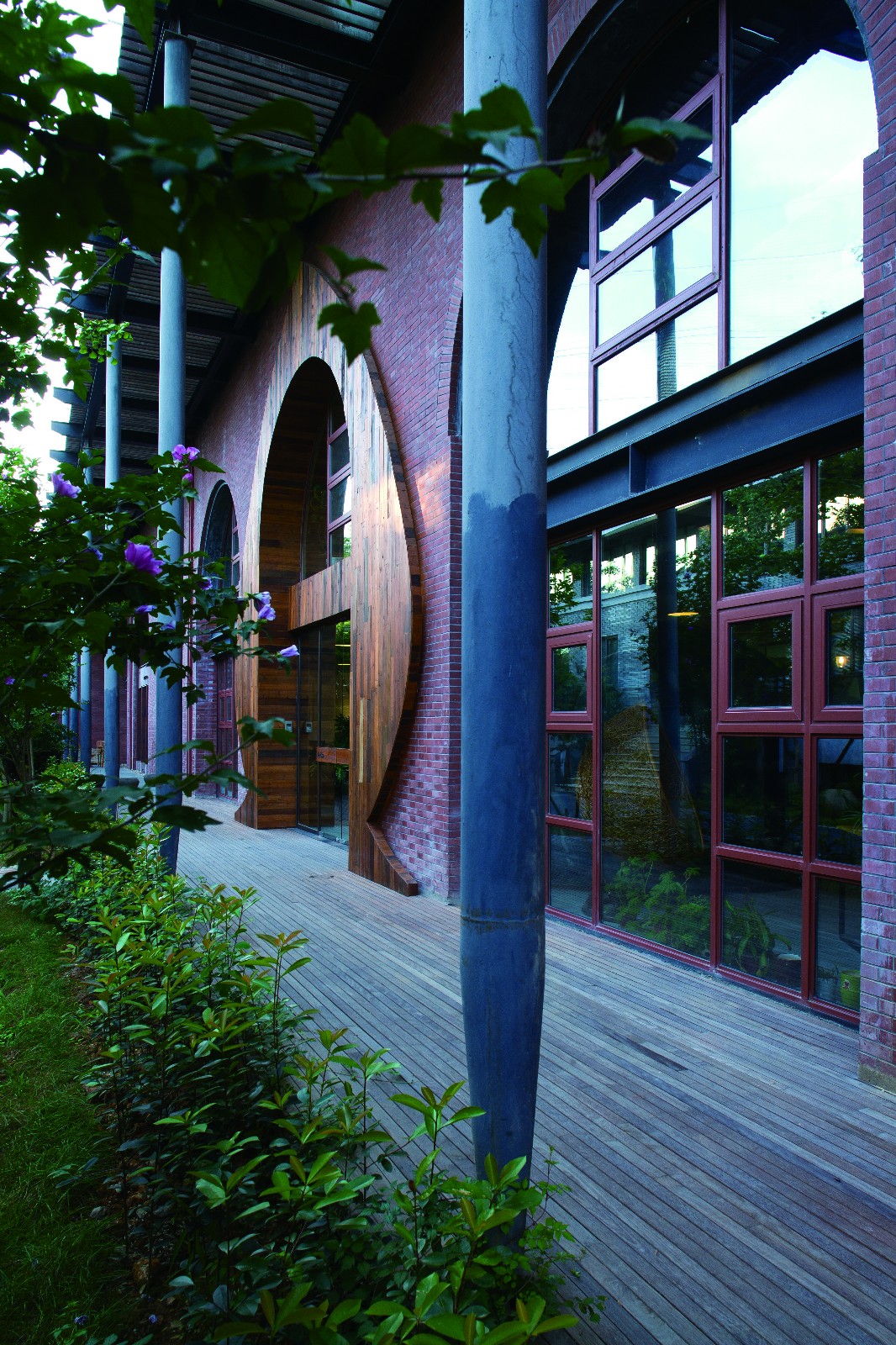 Artka 米拉之家办公空间 | 复古工业风中的自然与创意-21