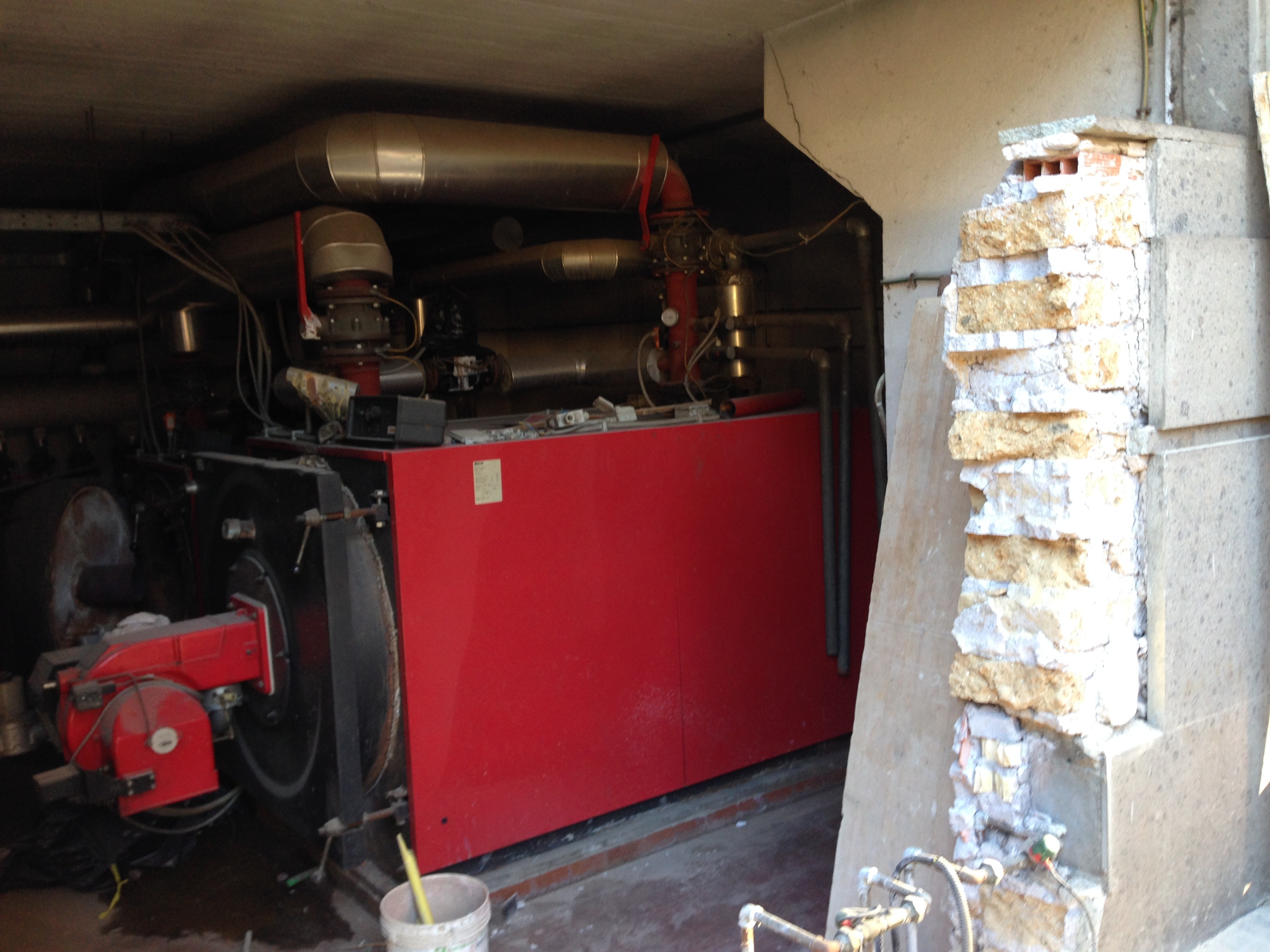 罗马 180 户公寓热力设备翻新工程-3