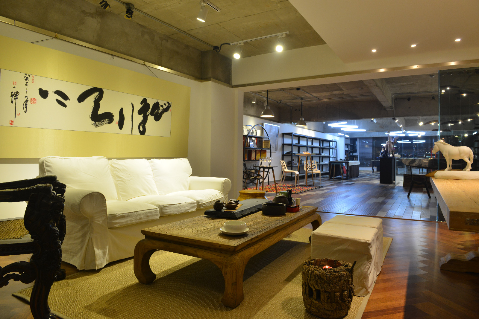 北京宋庄艺术工作室——简约实木风-11