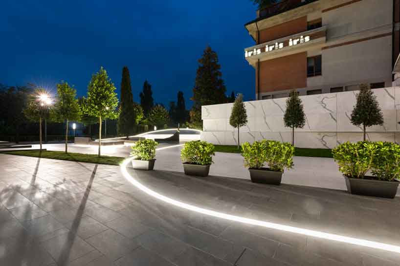 意大利知名建筑师打造户外展示空间，连接室内外元素-5