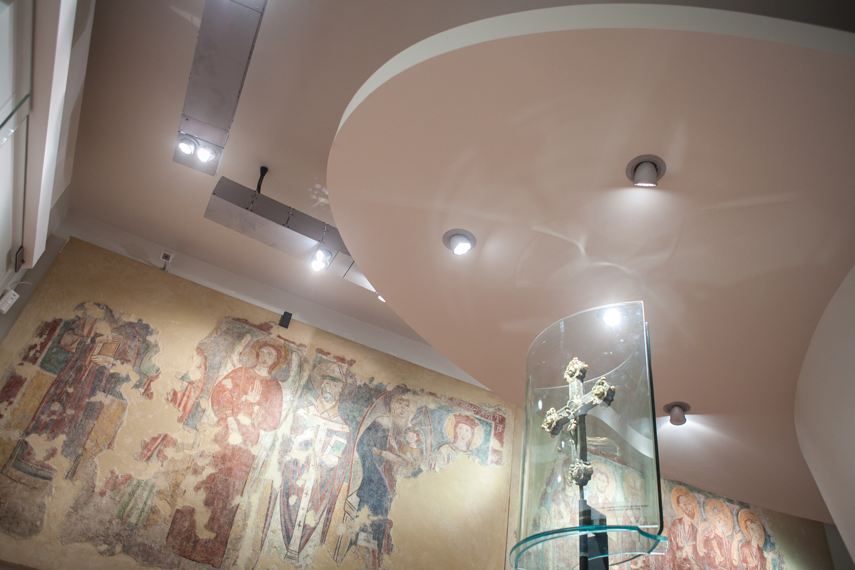 湖中古修道院的重生 · 圣菲利帕 mareri 博物馆-24