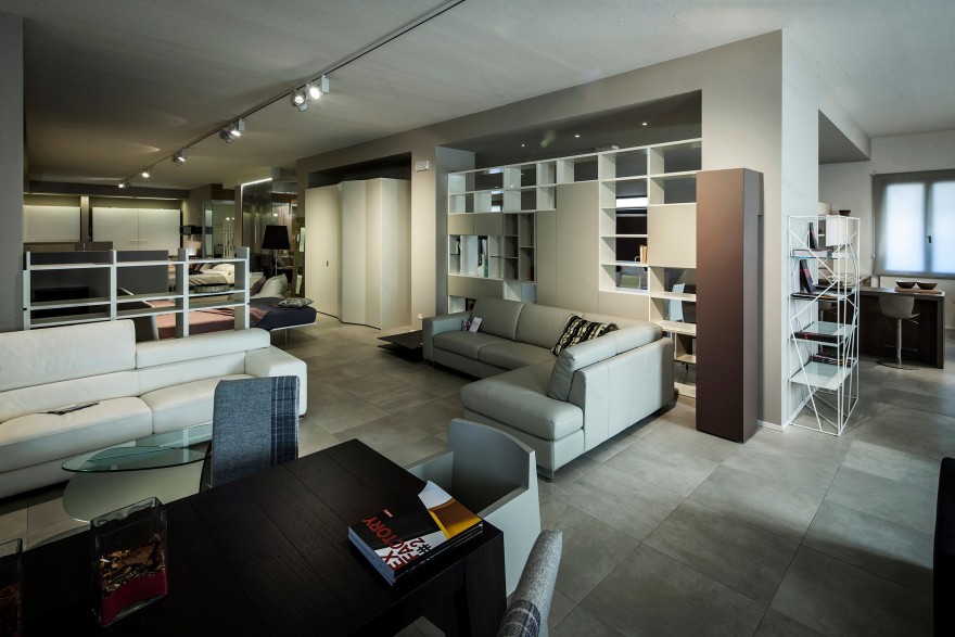 2013 年意大利家具展厅室内设计案例-9