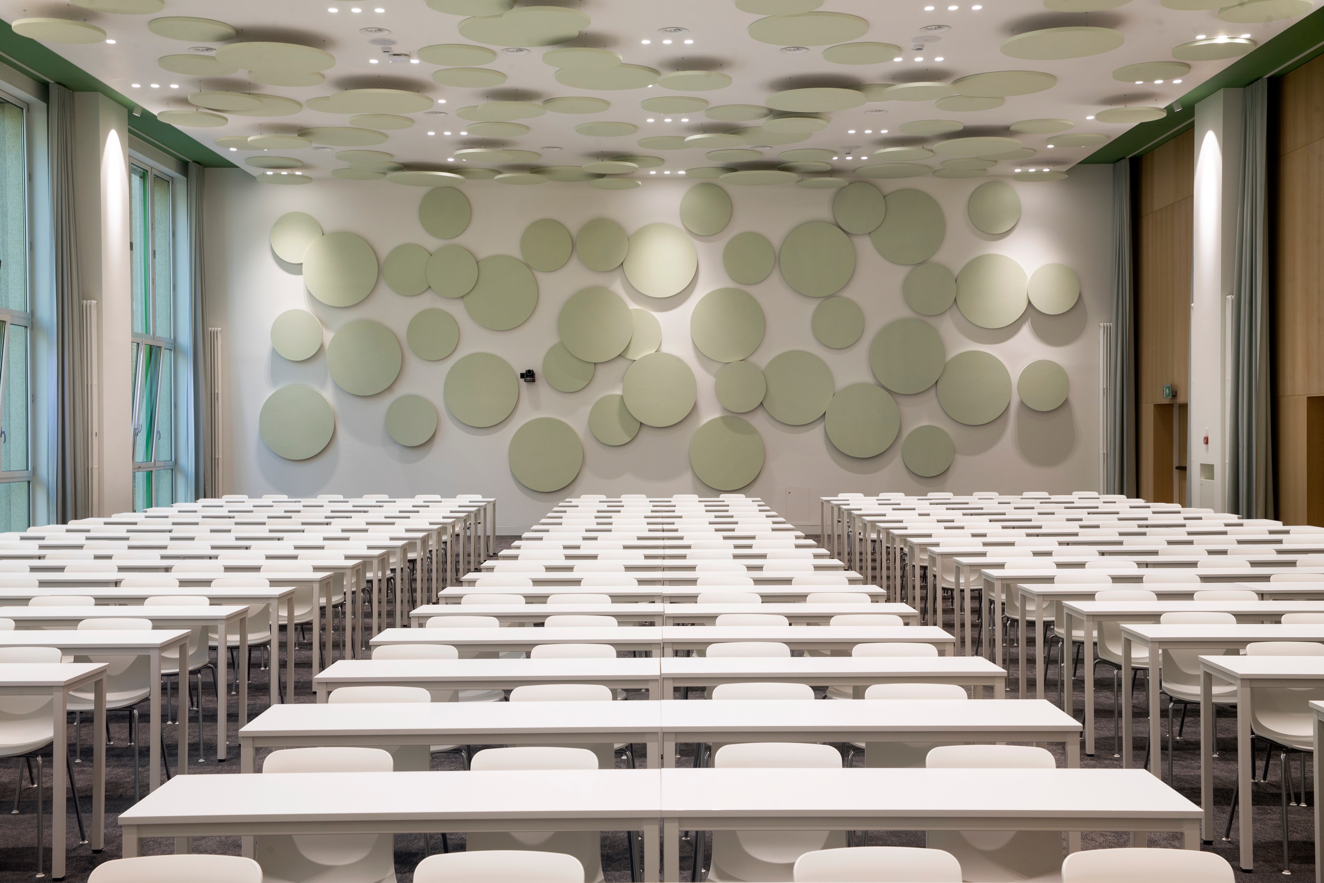 校园翻新设计，绿色天花板提升空间活力-3