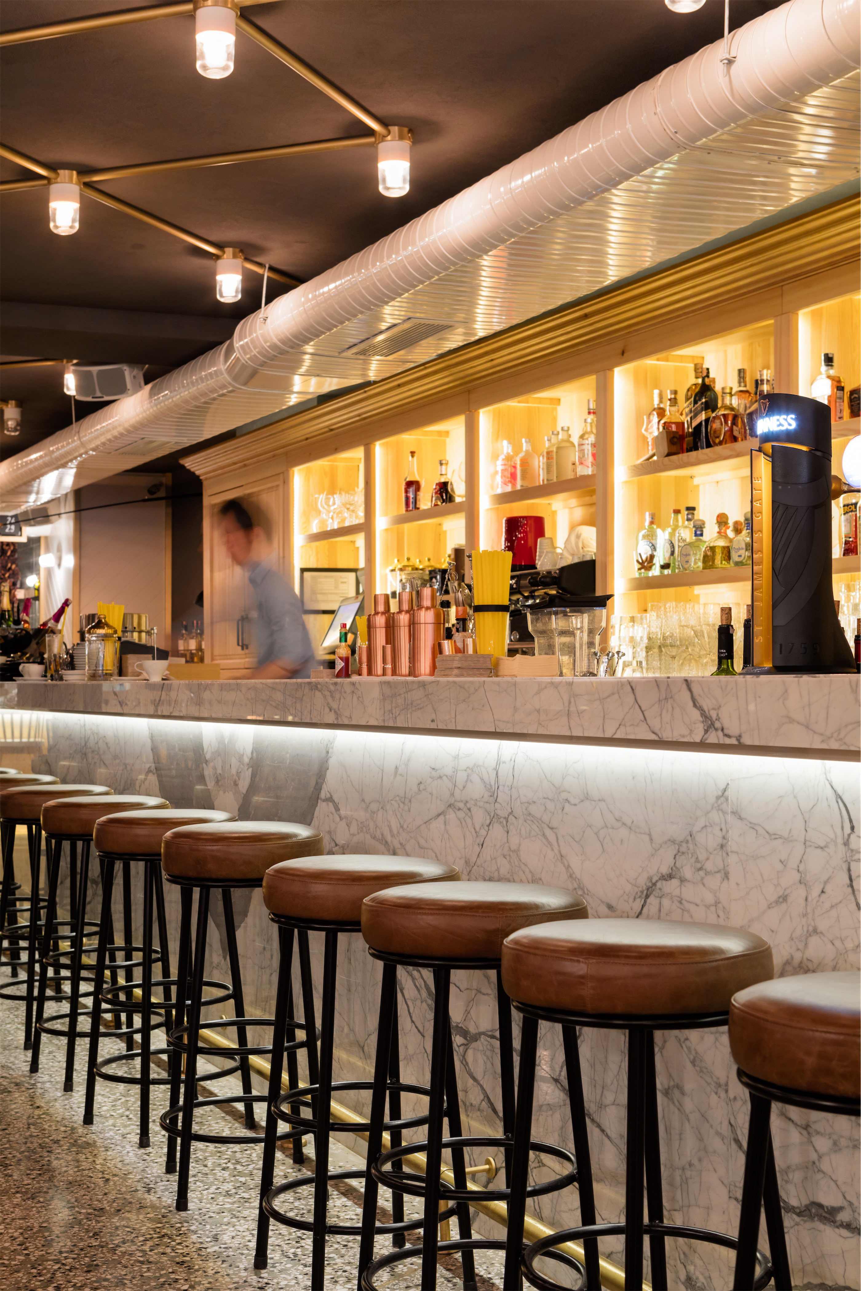 Istanbul Nişantaşı的中央餐厅-9