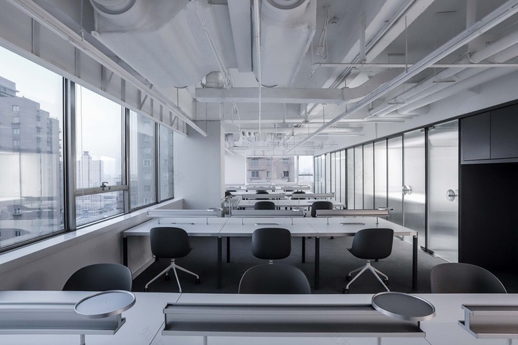 情感逆转的办公空间设计-16