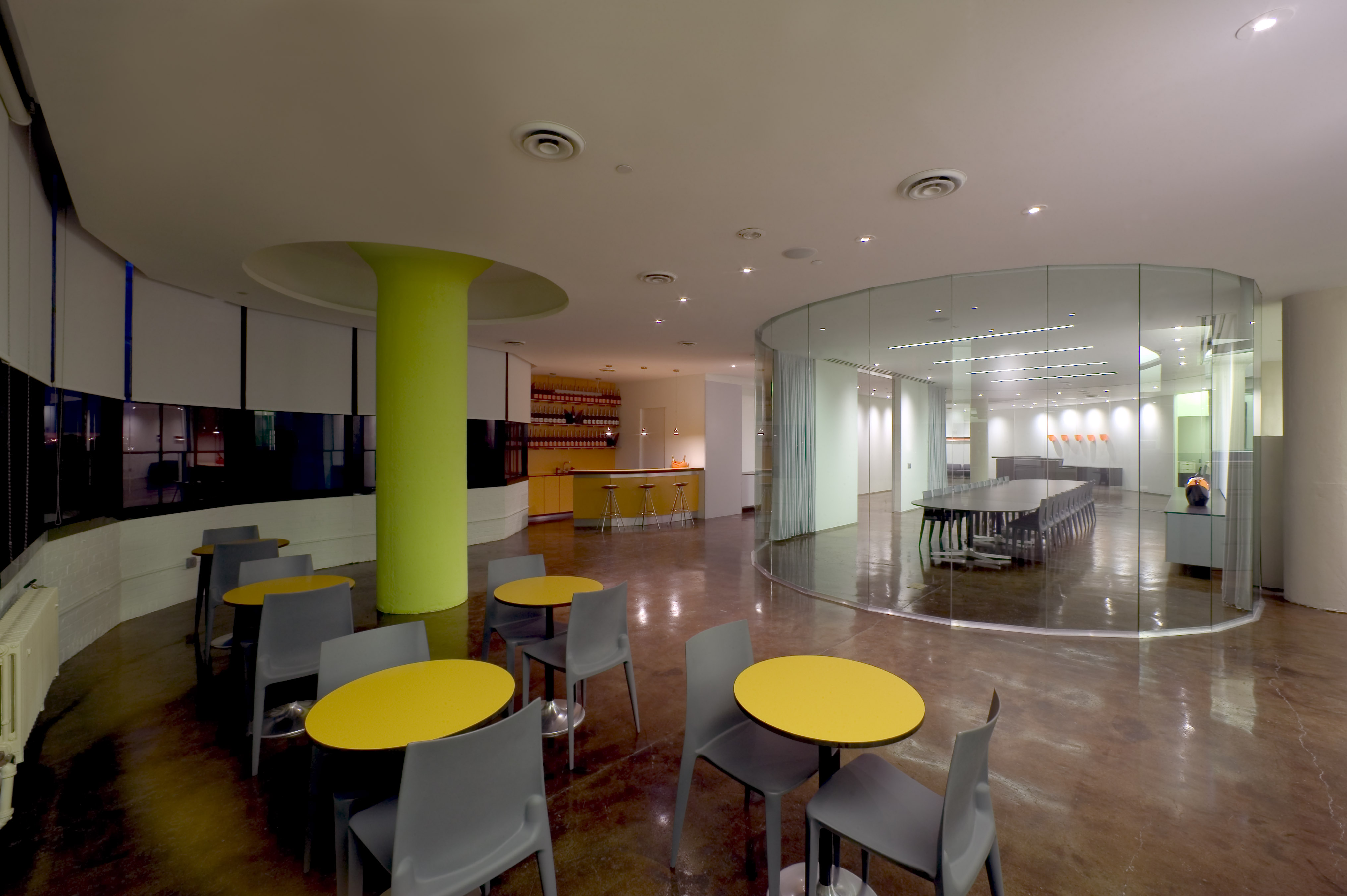 Clicquot Champagne 总部设计-13