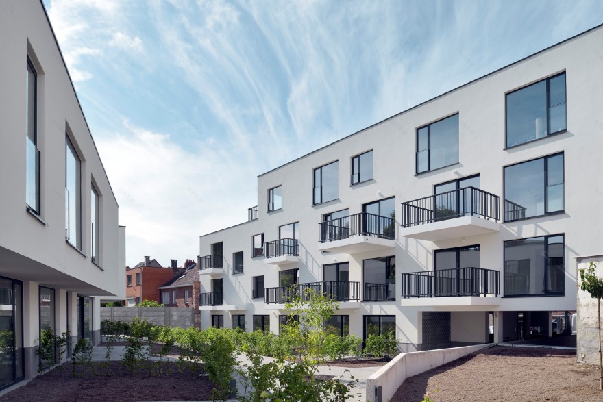 绿意盎然,功能明确的现代住宅设计-2