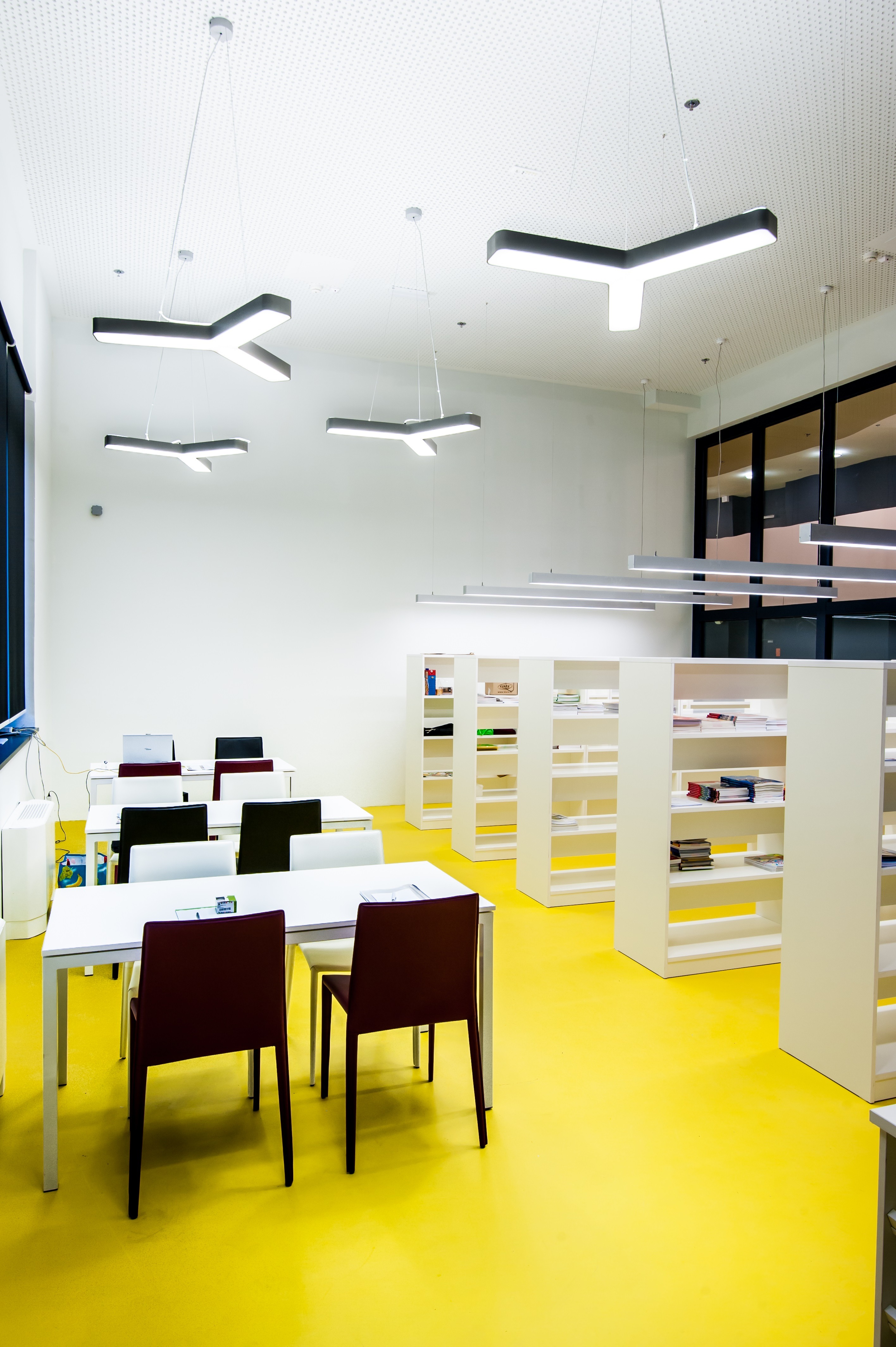 健康明亮,激发创意的幼儿园与小学照明设计-5