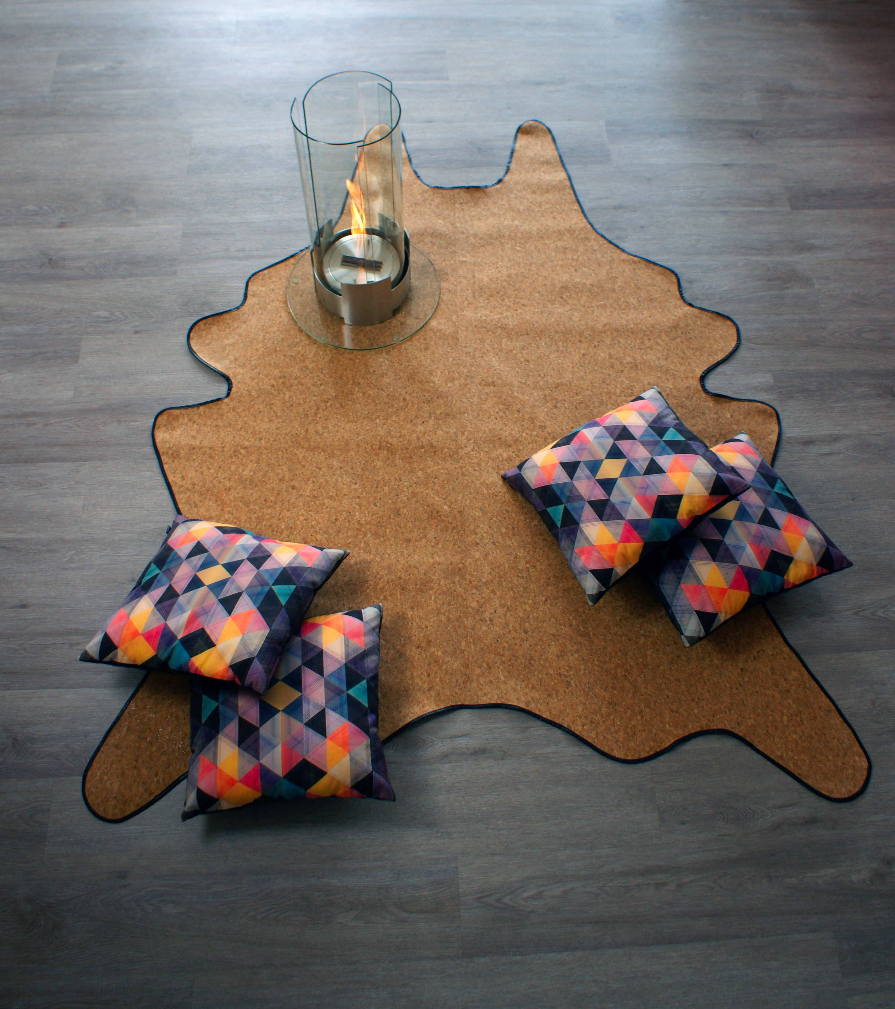 VEGAN 牛皮质地地毯-0