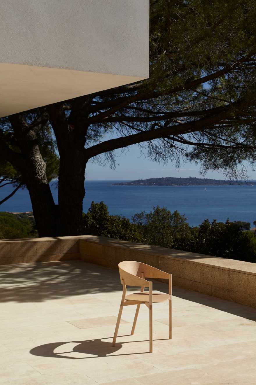 伦敦设计师 Timothée Mion 的极简主义椅子 Plouf-7