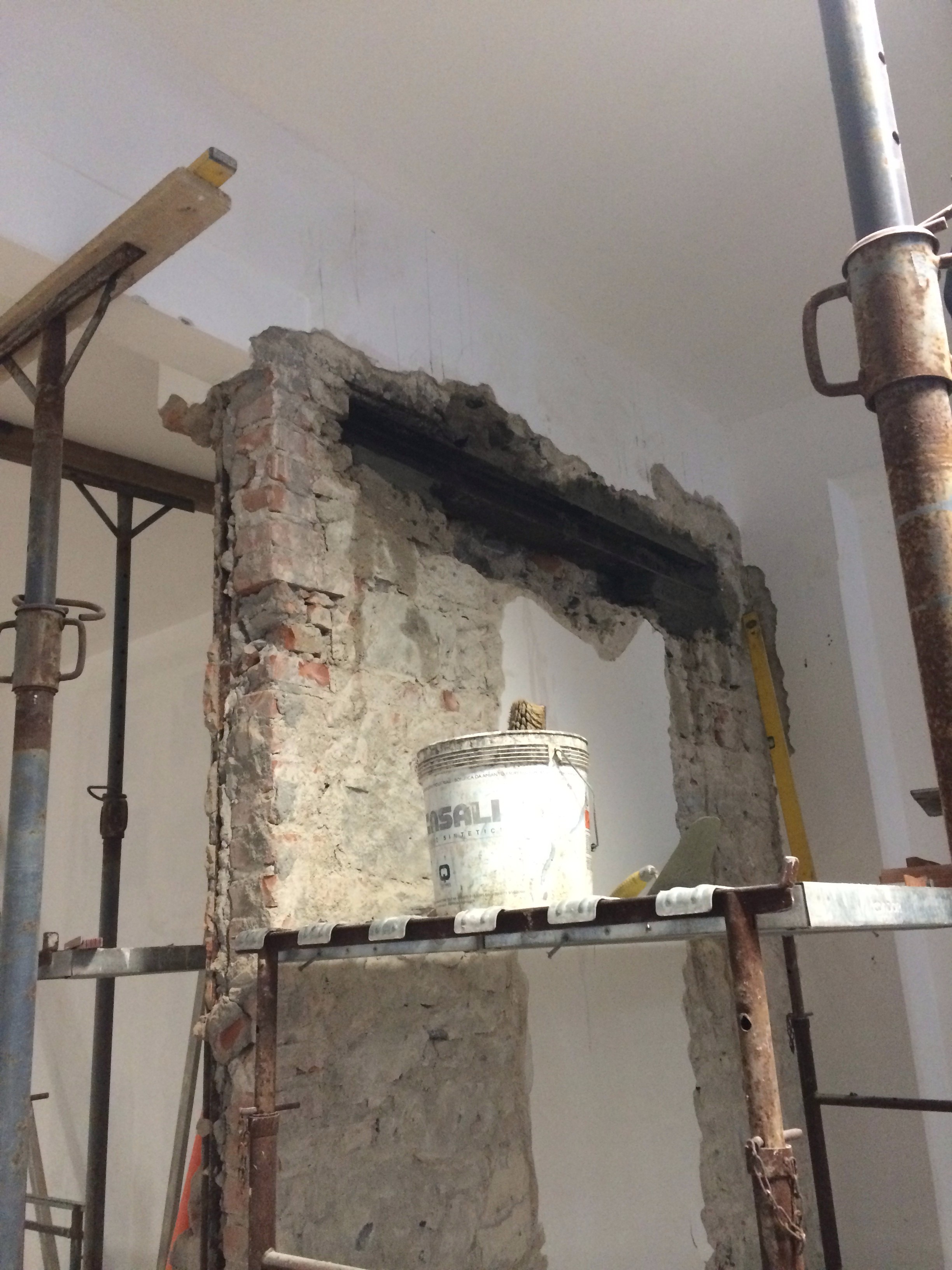 2015 年完成的意大利 Marina 店铺室内设计-13