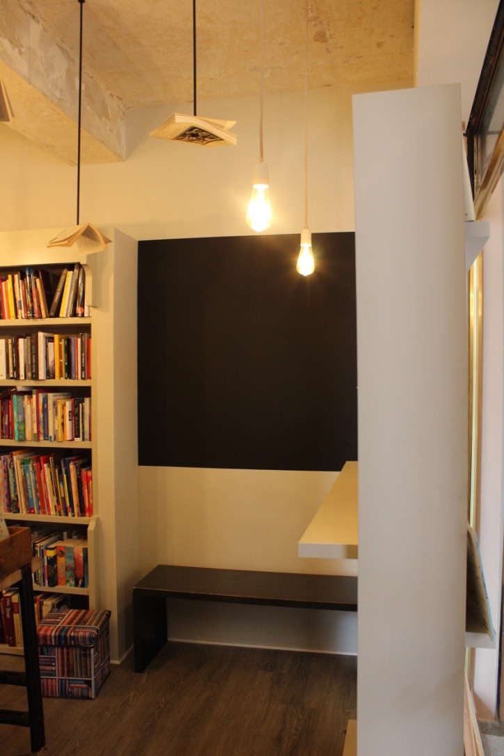 古建筑中的二手书新生命-5