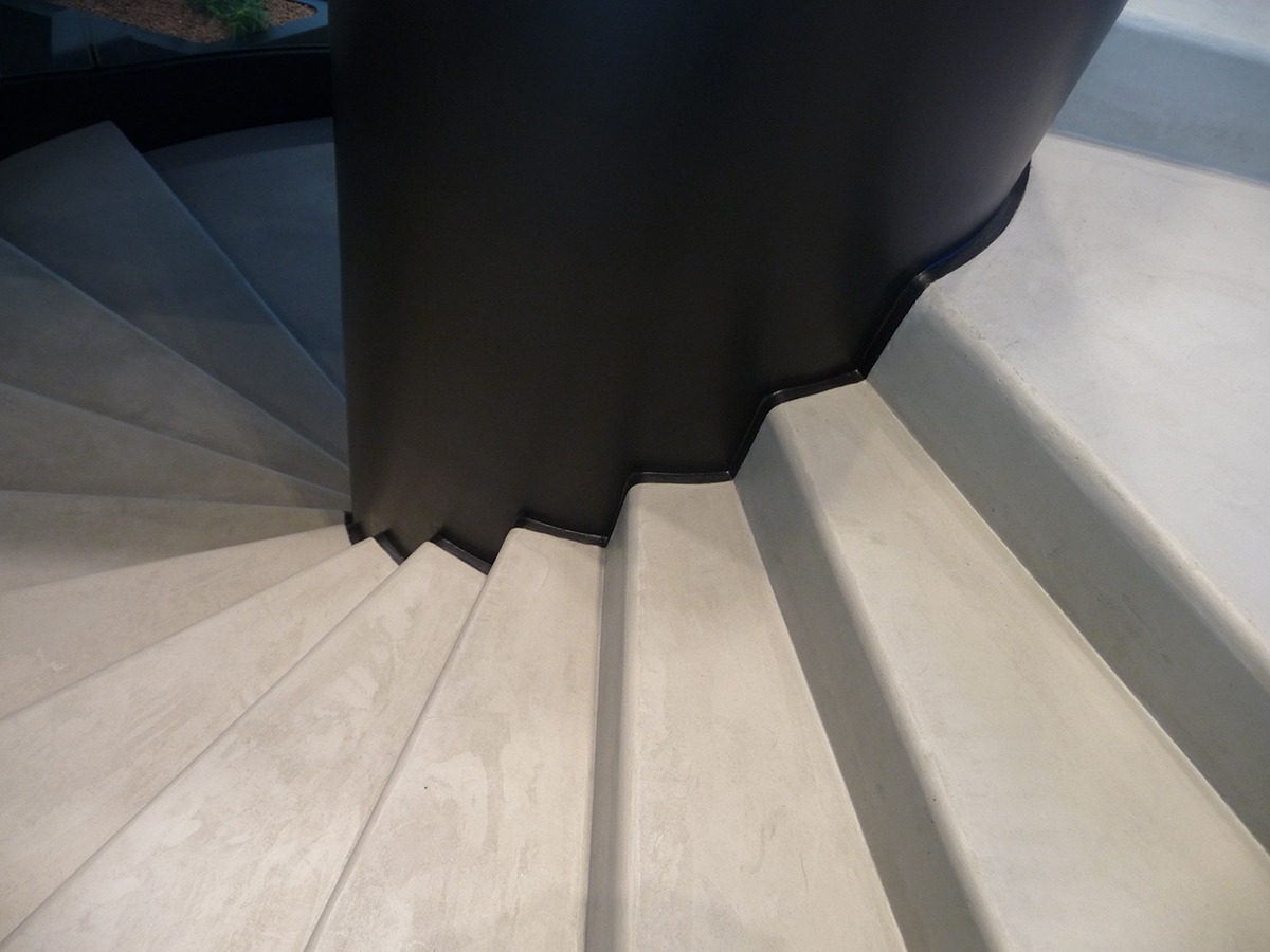 微软米兰新总部螺旋楼梯设计-15