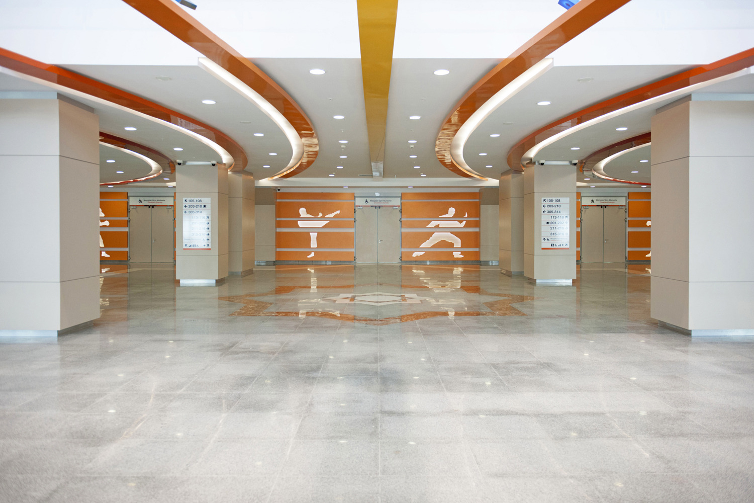 2013 年完工的小型运动场，设计独特引人注目-1